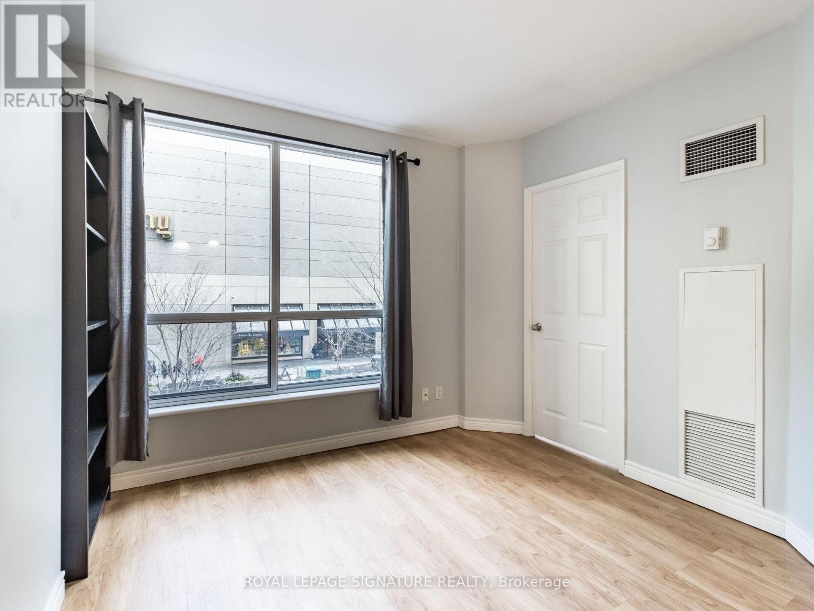 203 - 55 Bloor Street E, Toronto, Ontario M4W 3W6 - Photo 13 - C12832404