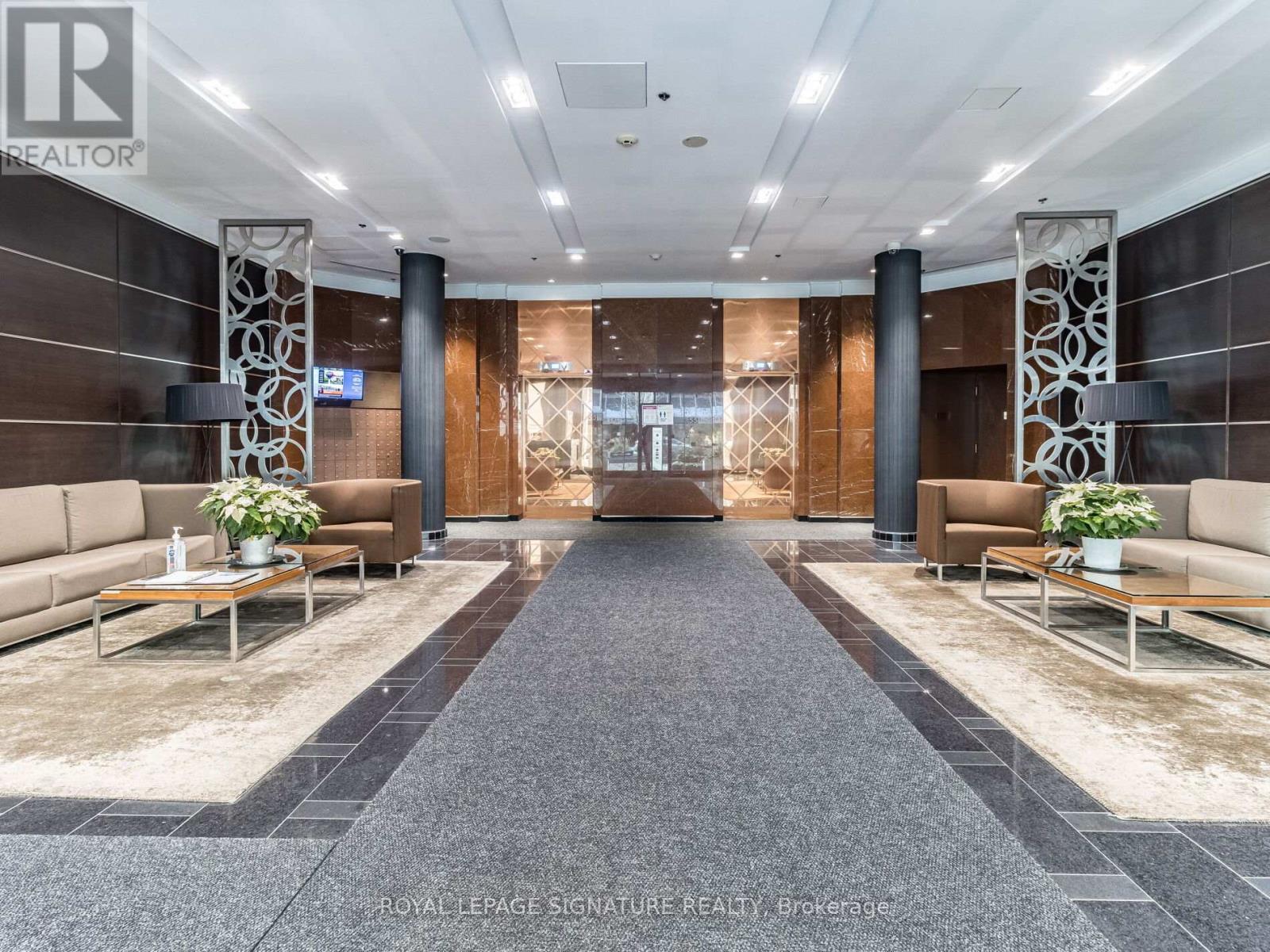 203 - 55 Bloor Street E, Toronto, Ontario M4W 3W6 - Photo 4 - C12832404