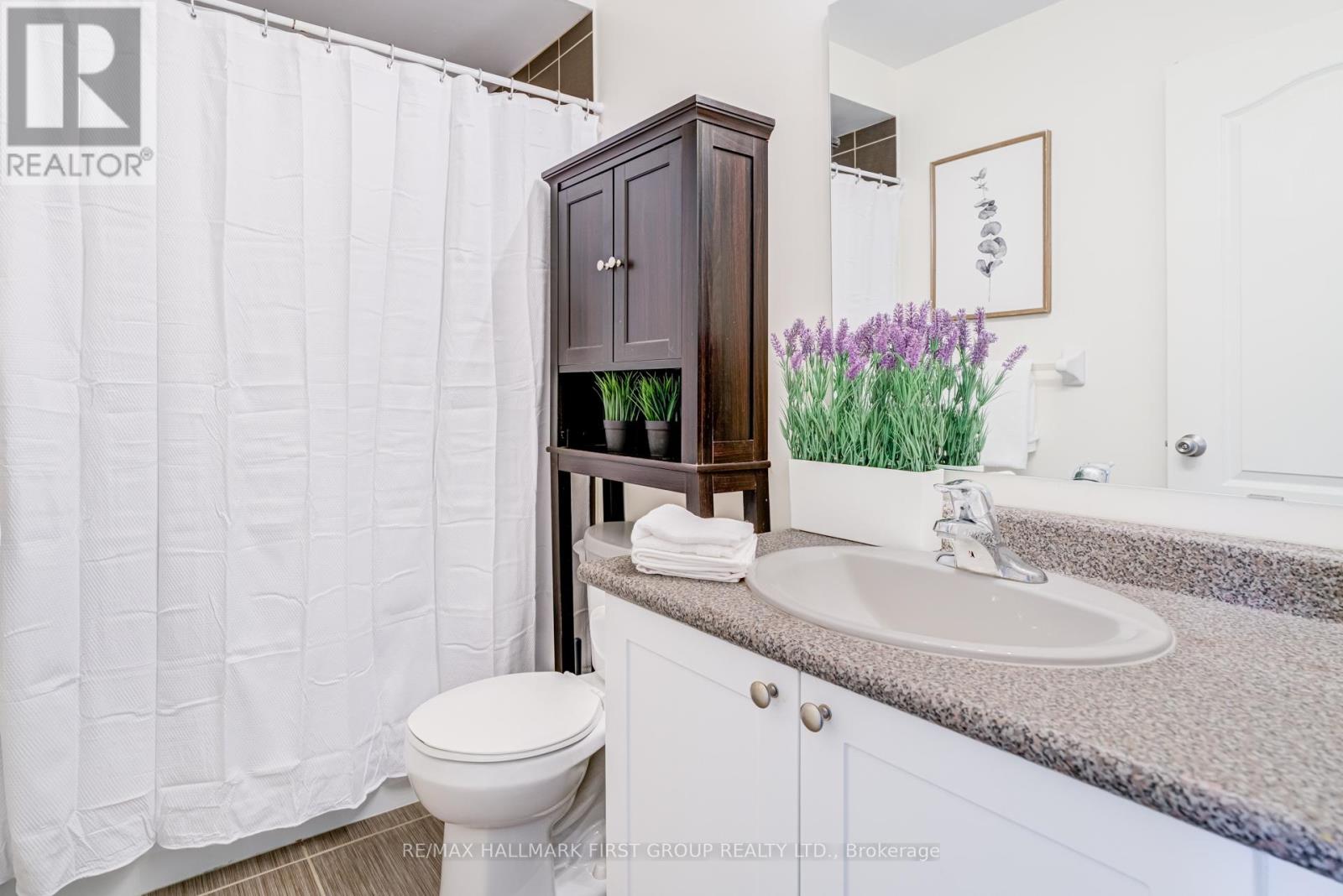 31 Reevesmere Lane, Ajax, Ontario  L1Z 0L3 - Photo 13 - E12832468