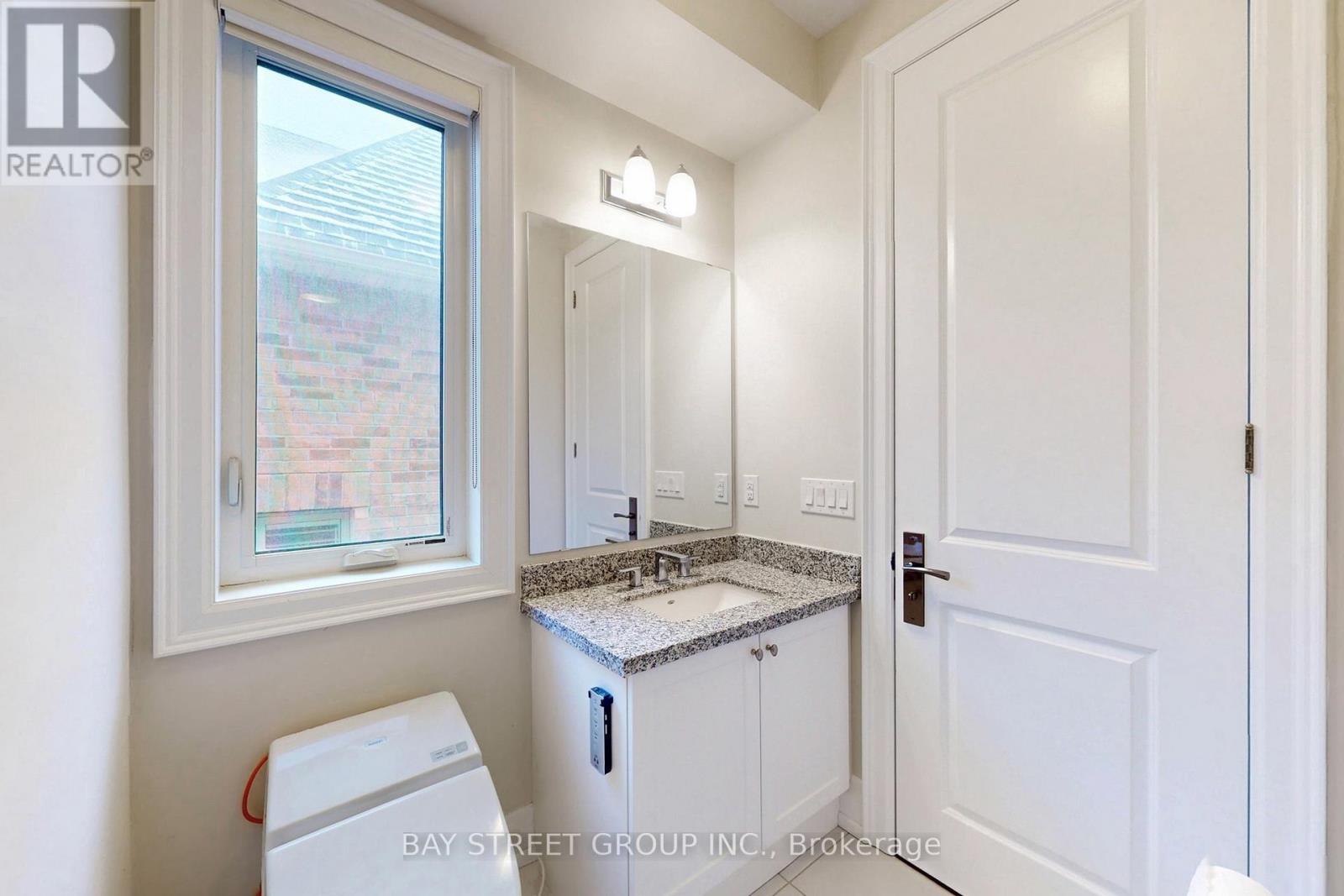 20 Germani Court, Richmond Hill, Ontario  L4E 1E2 - Photo 25 - N12687936