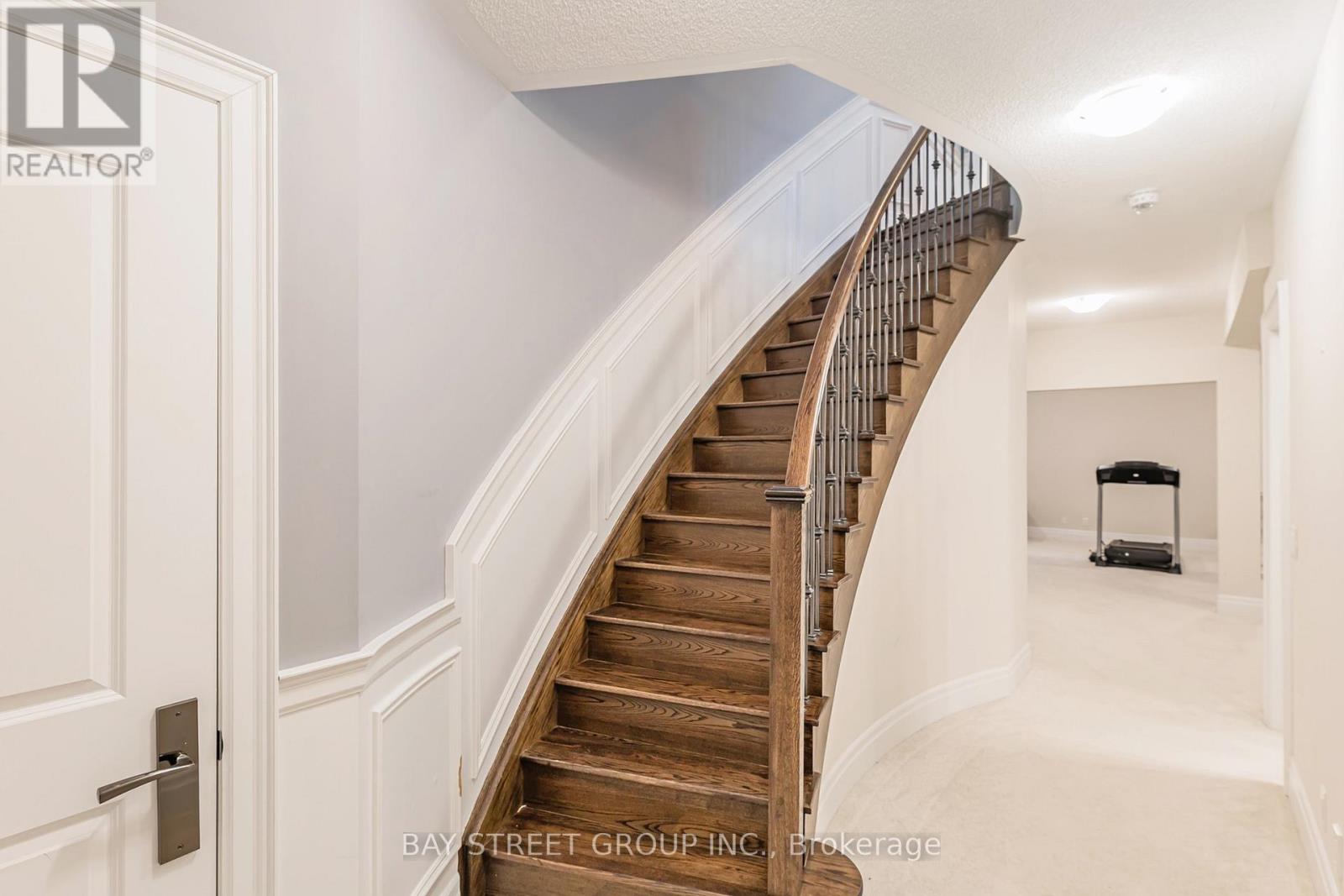 20 Germani Court, Richmond Hill, Ontario  L4E 1E2 - Photo 40 - N12687936