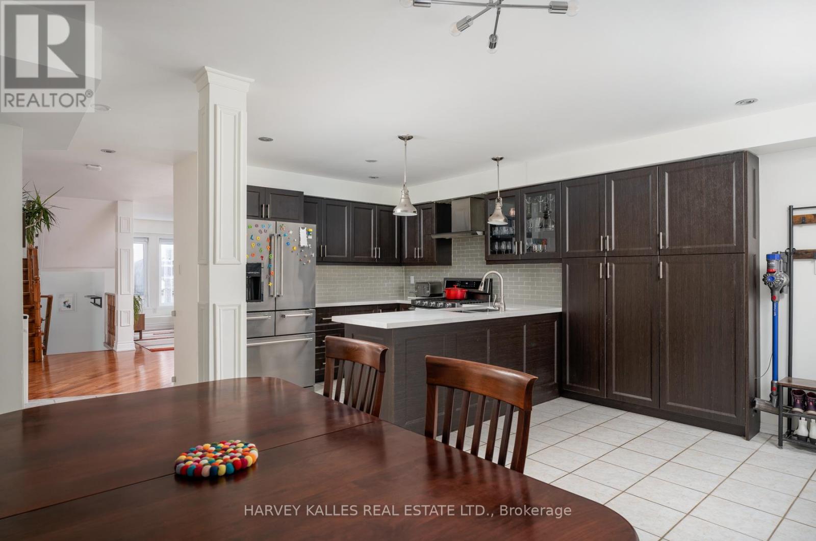 60 Tarragona Boulevard, Toronto, Ontario  M6N 5C4 - Photo 14 - W12832092