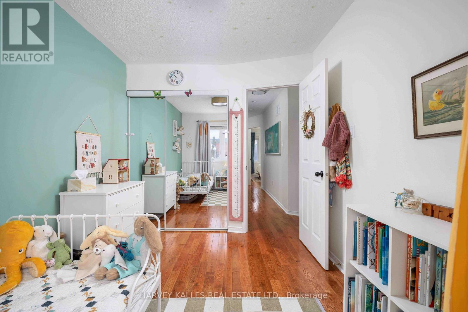 60 Tarragona Boulevard, Toronto, Ontario  M6N 5C4 - Photo 30 - W12832092