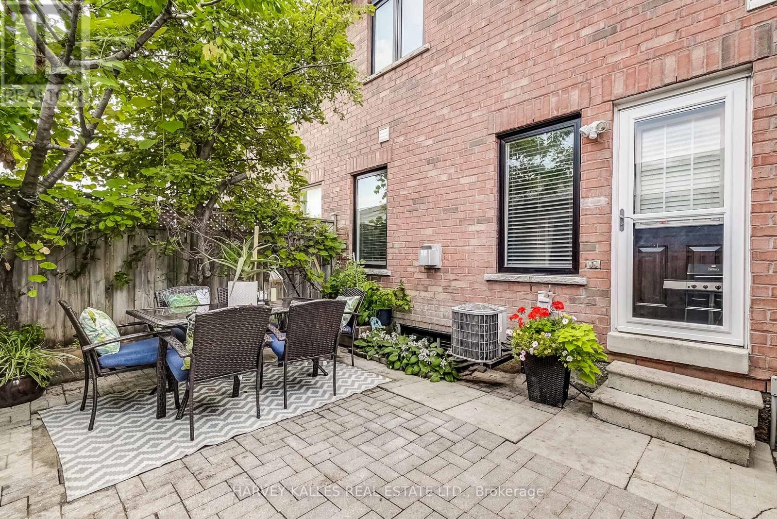 60 Tarragona Boulevard, Toronto, Ontario  M6N 5C4 - Photo 41 - W12832092