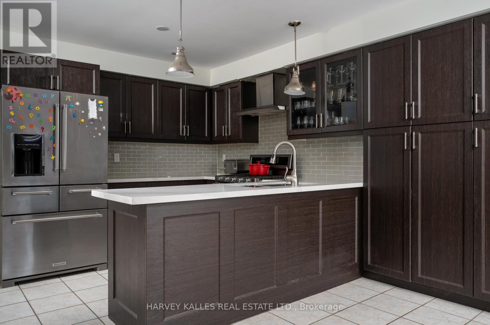 60 Tarragona Boulevard, Toronto, Ontario  M6N 5C4 - Photo 12 - W12832092