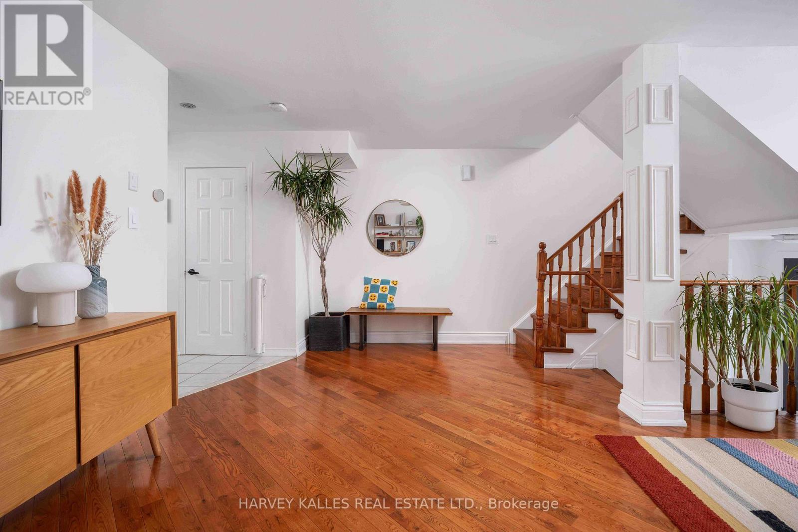 60 Tarragona Boulevard, Toronto, Ontario  M6N 5C4 - Photo 8 - W12832092