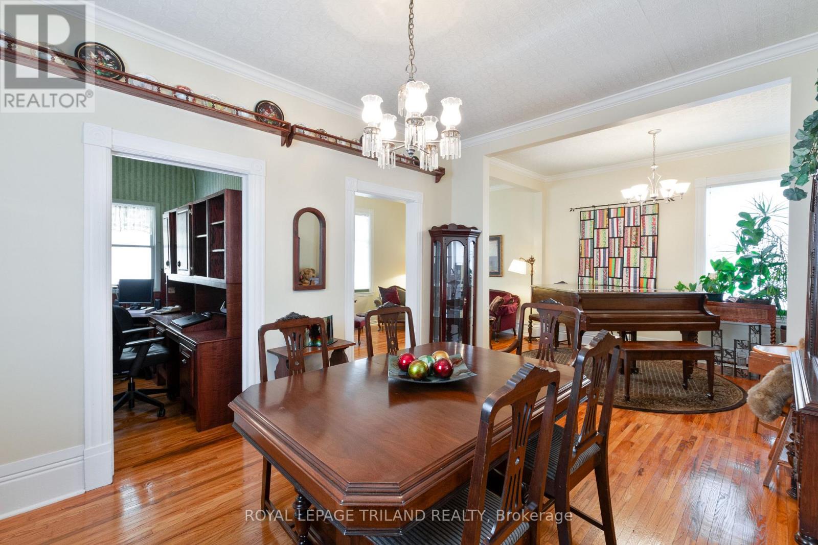 112 Elm Street, St. Thomas, Ontario  N5R 1H8 - Photo 16 - X12832490