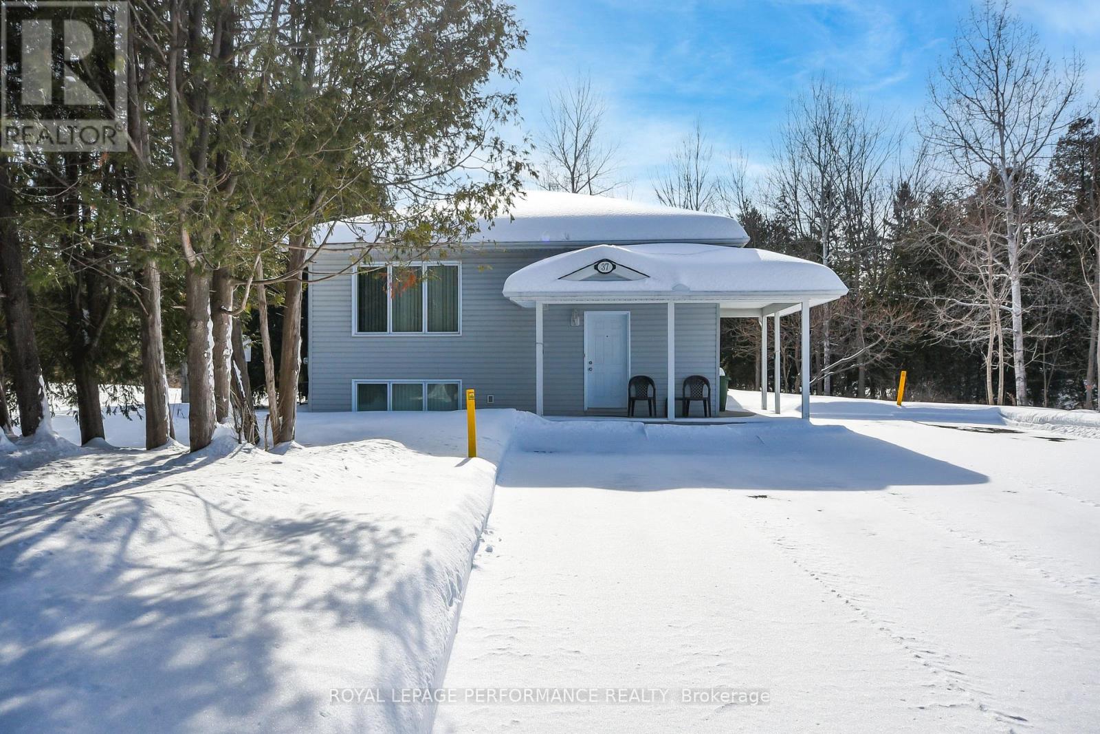 35, 35A AND 37 CLOVERLOFT COURT, Ottawa, Ontario