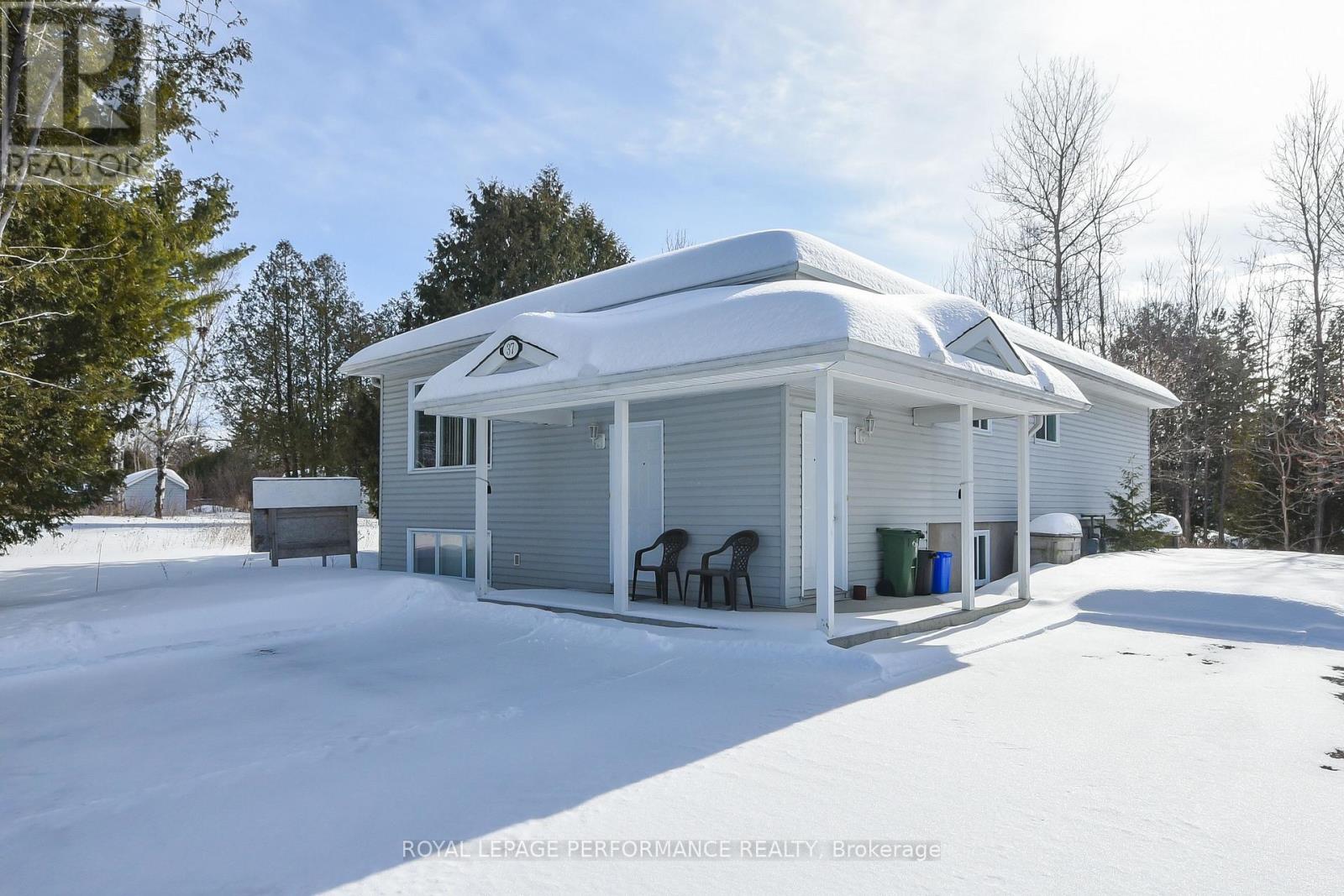 35, 35a And 37 Cloverloft Court, Ottawa, Ontario  K2S 1T3 - Photo 2 - X12811134