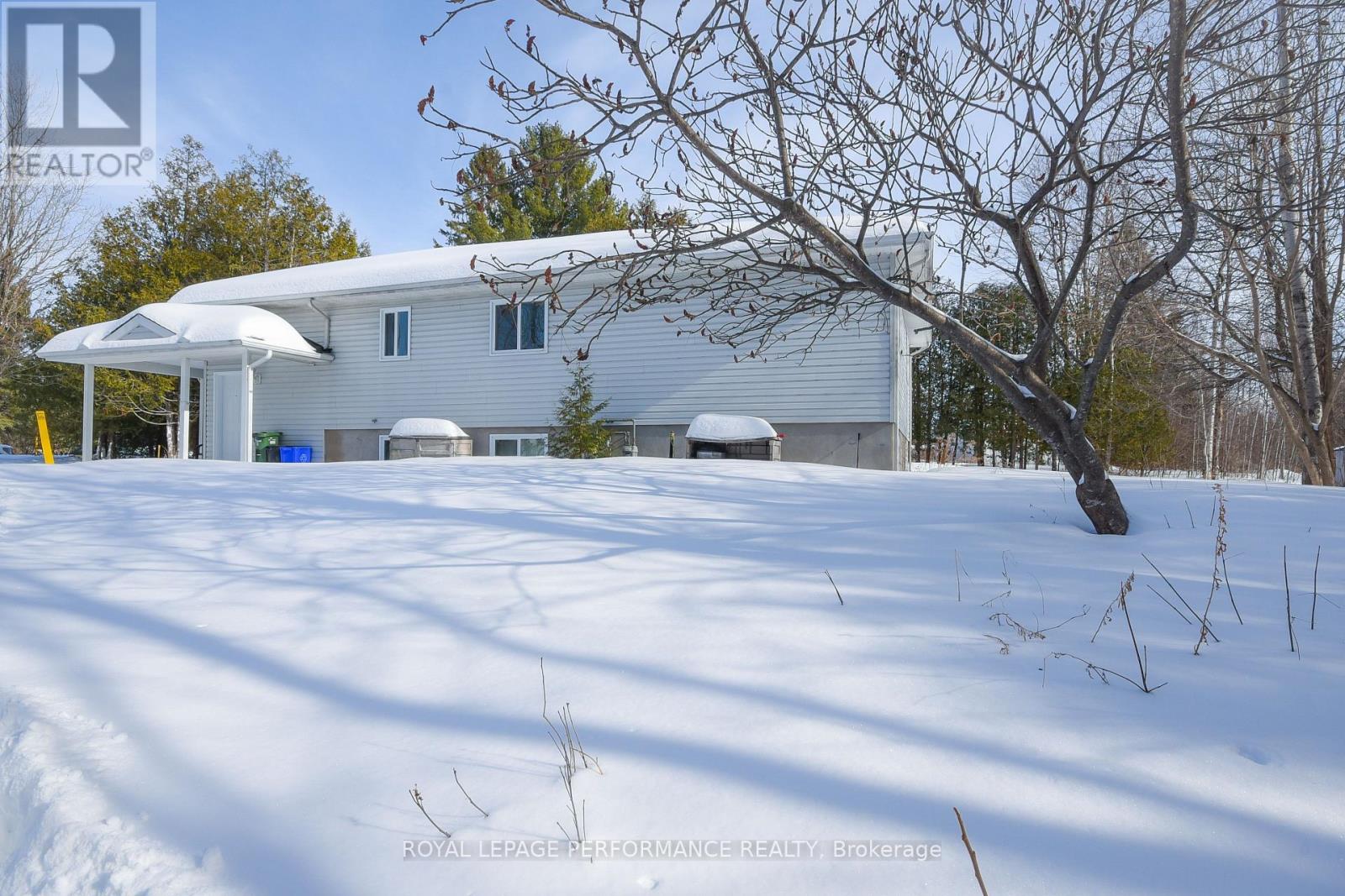 35, 35a And 37 Cloverloft Court, Ottawa, Ontario  K2S 1T3 - Photo 10 - X12811134
