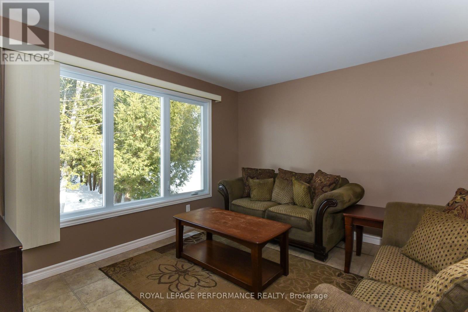 35, 35a And 37 Cloverloft Court, Ottawa, Ontario  K2S 1T3 - Photo 26 - X12811134