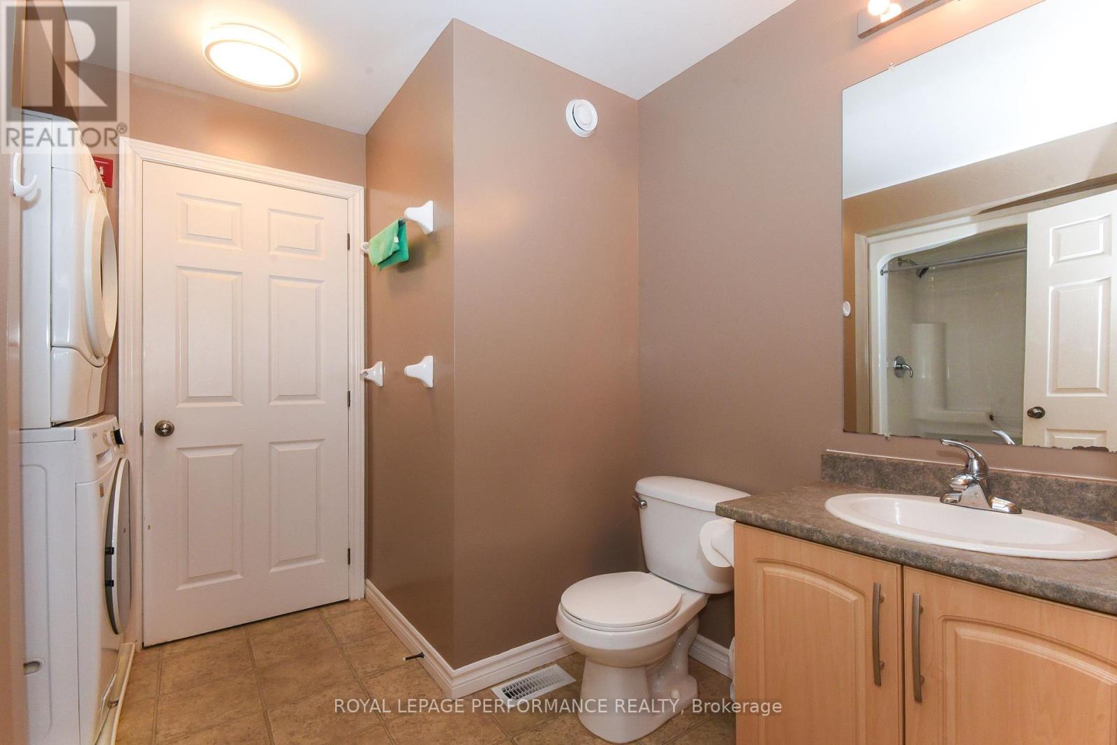 35, 35a And 37 Cloverloft Court, Ottawa, Ontario  K2S 1T3 - Photo 42 - X12811134