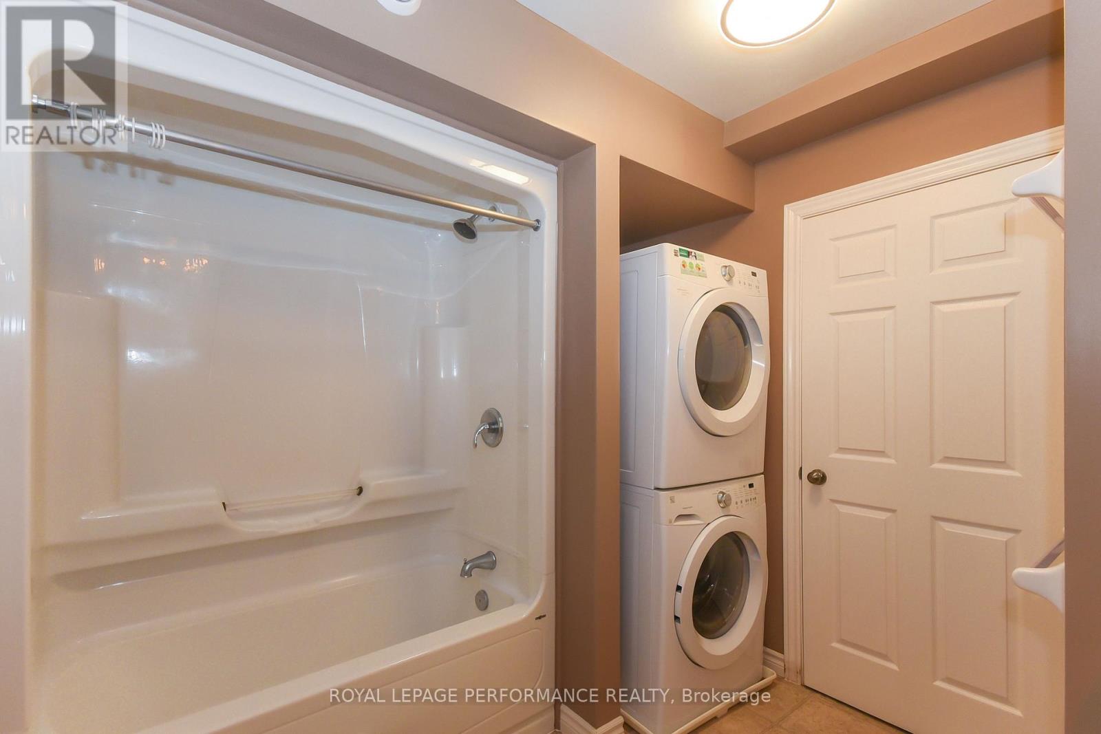 35, 35a And 37 Cloverloft Court, Ottawa, Ontario  K2S 1T3 - Photo 48 - X12811134