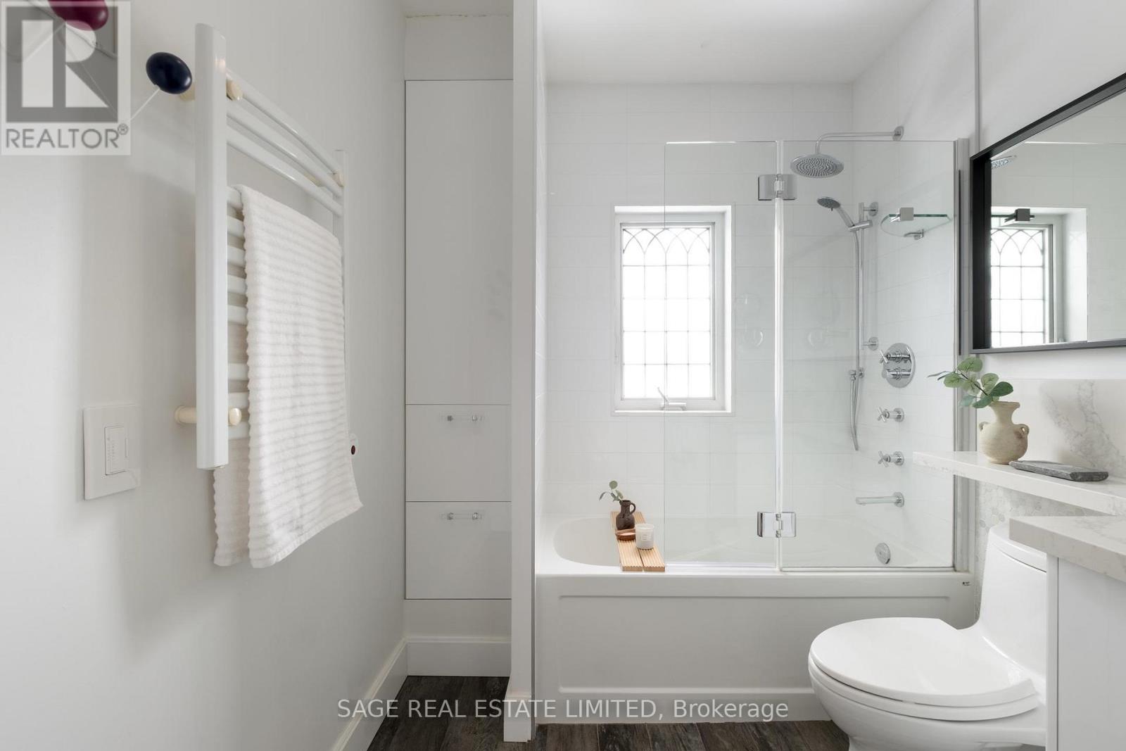 20 Verbena Avenue, Toronto, Ontario  M6S 1K1 - Photo 29 - W12832442