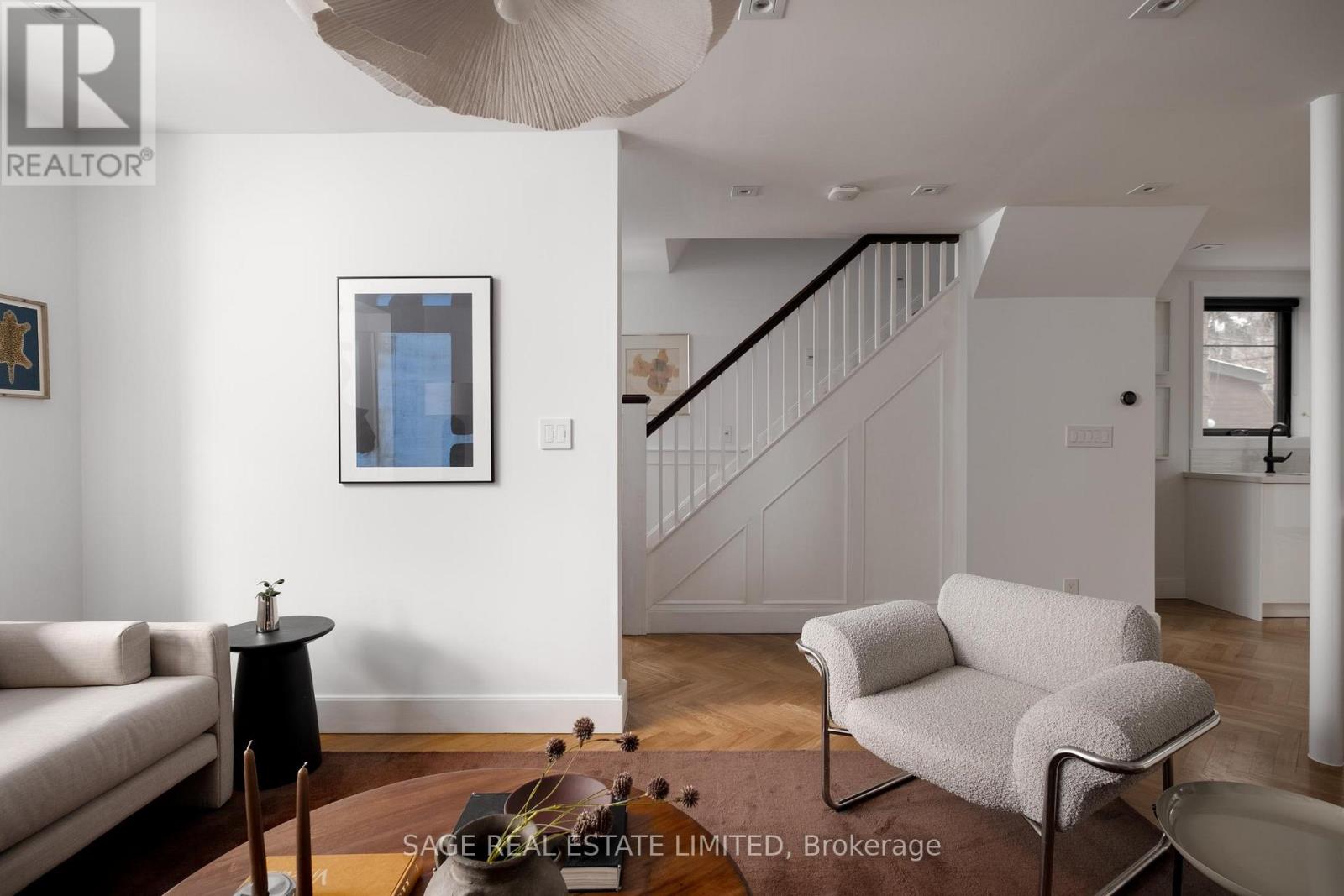 20 Verbena Avenue, Toronto, Ontario  M6S 1K1 - Photo 5 - W12832442