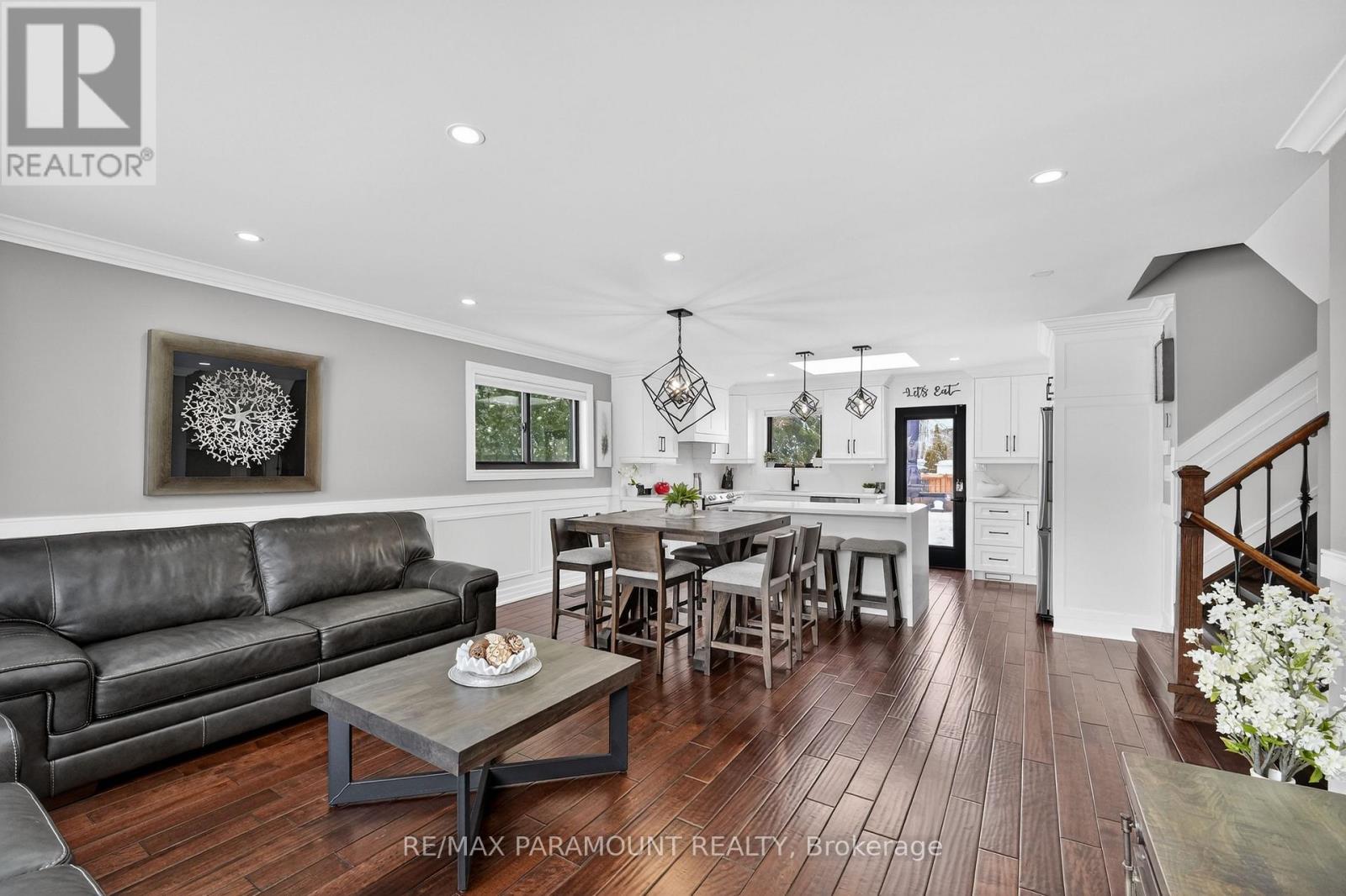 10 Farmington Drive, Brampton, Ontario  L6W 2V2 - Photo 11 - W12832452