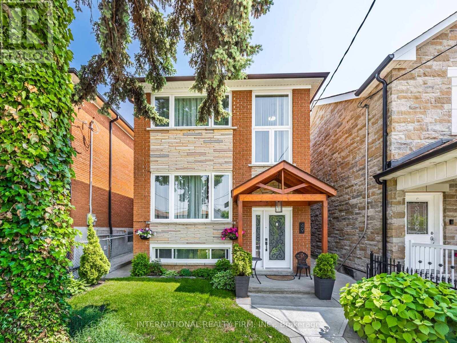 49 Lapp Street, Toronto, Ontario  M6N 3W5 - Photo 2 - W12832454