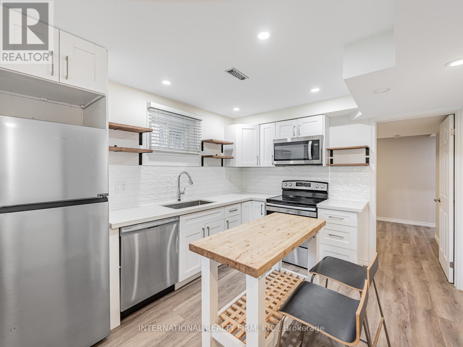 49 Lapp Street, Toronto, Ontario  M6N 3W5 - Photo 24 - W12832454