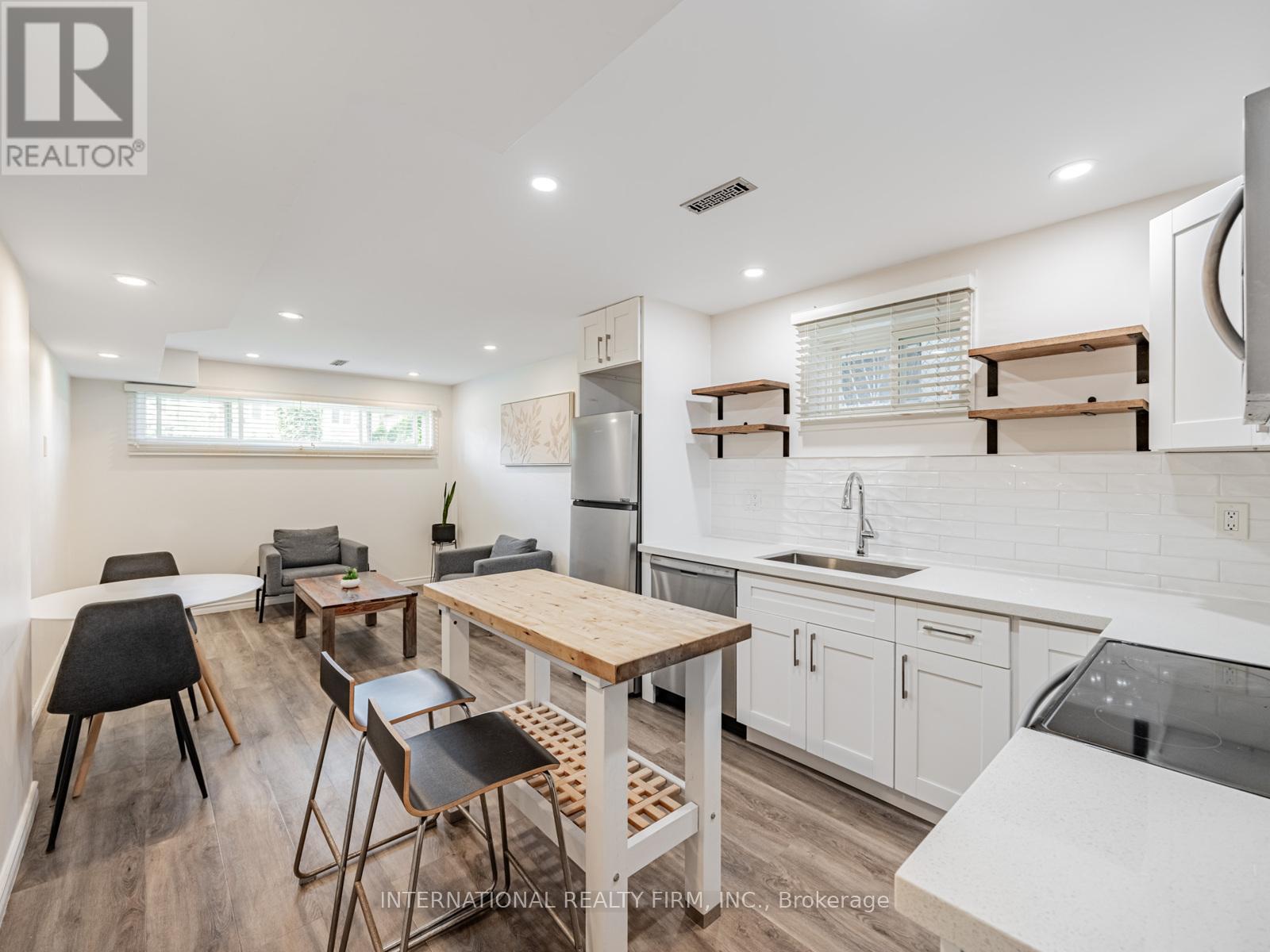 49 Lapp Street, Toronto, Ontario  M6N 3W5 - Photo 26 - W12832454