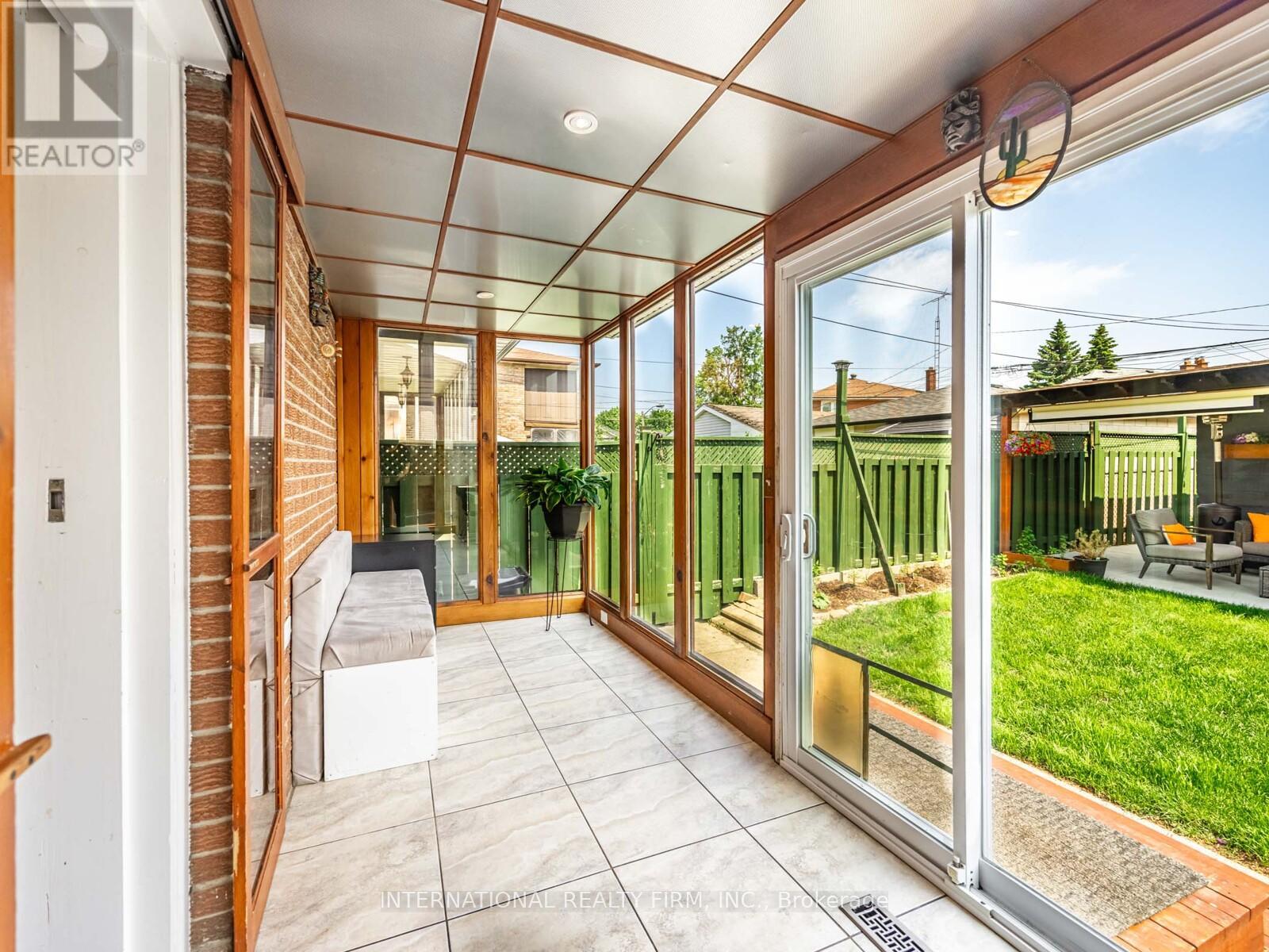 49 Lapp Street, Toronto, Ontario  M6N 3W5 - Photo 33 - W12832454