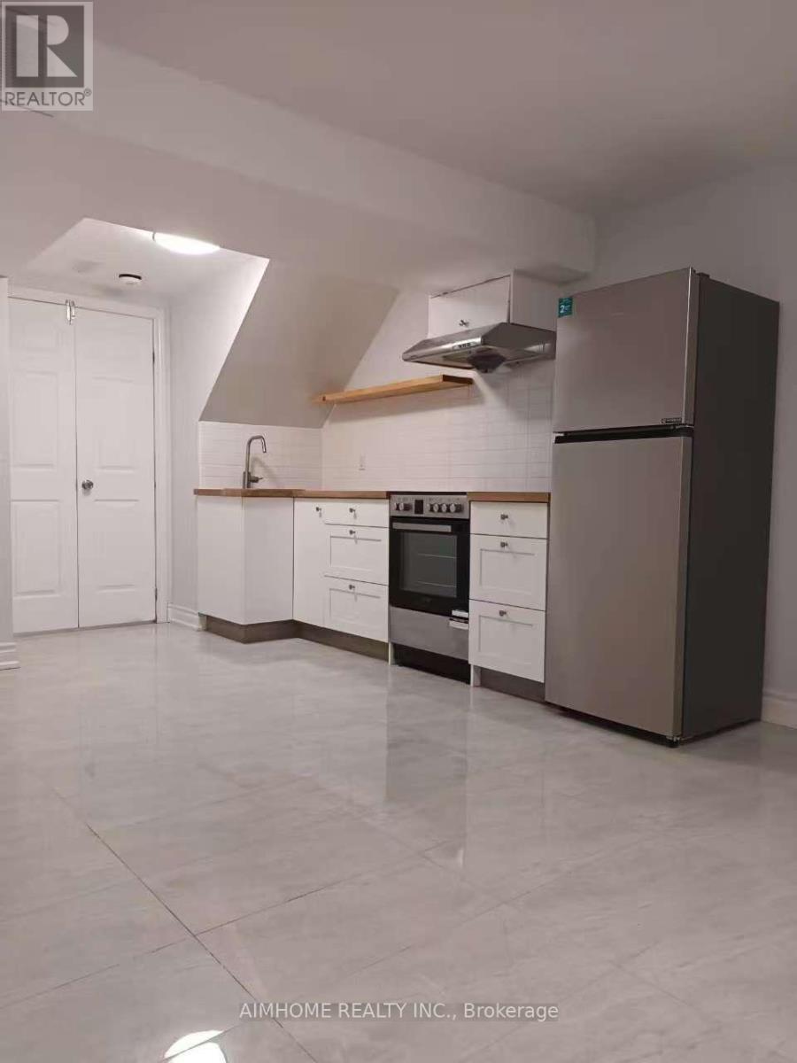 BASEMENT - 2304 KEELE STREET, Toronto, Ontario