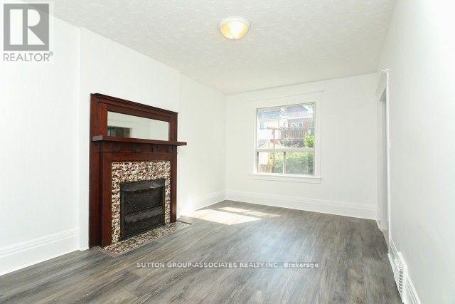 Main - 57 Aziel Street, Toronto, Ontario  M6P 2N8 - Photo 4 - W12832494