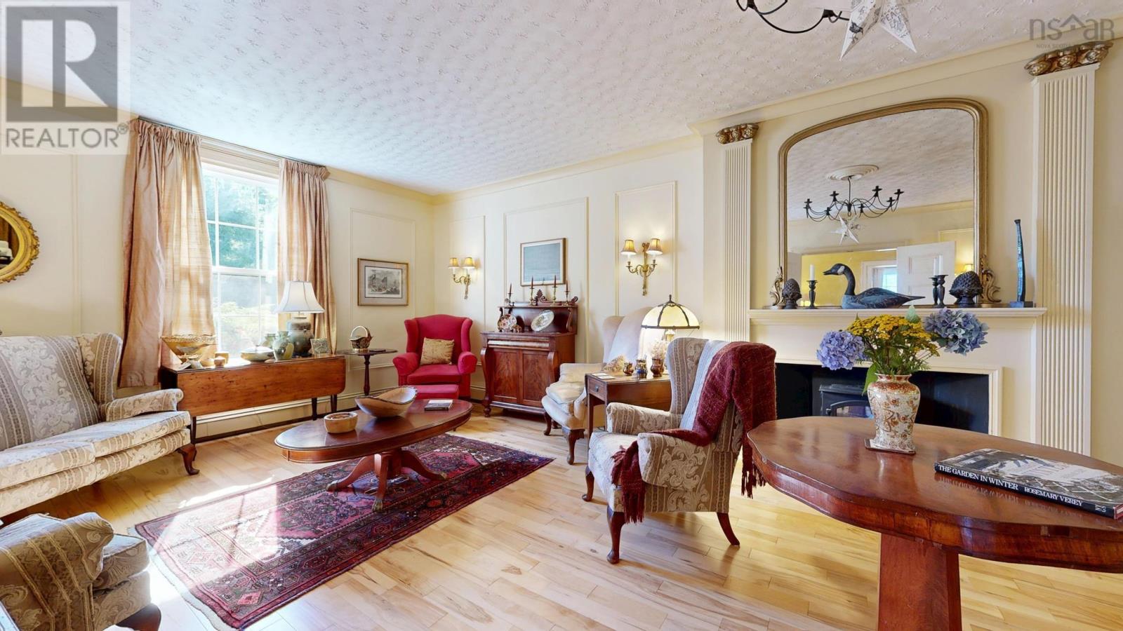 47 Kaulbach Street, Lunenburg, Nova Scotia  B0J 2C0 - Photo 7 - 202603574