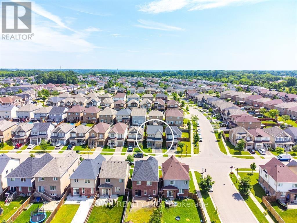 101 Warner Lane, Brantford, Ontario  N3T 5L5 - Photo 4 - X12832418