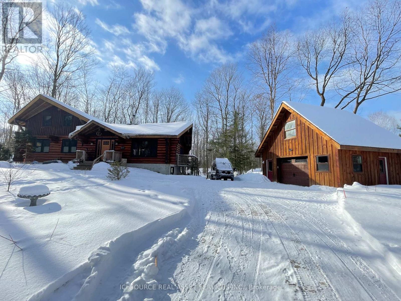 3 Greenbrae Crescent, Huron-Kinloss, Ontario  N2Z 0B3 - Photo 2 - X12832438