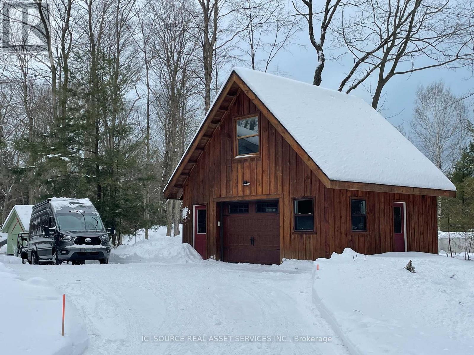 3 Greenbrae Crescent, Huron-Kinloss, Ontario  N2Z 0B3 - Photo 7 - X12832438