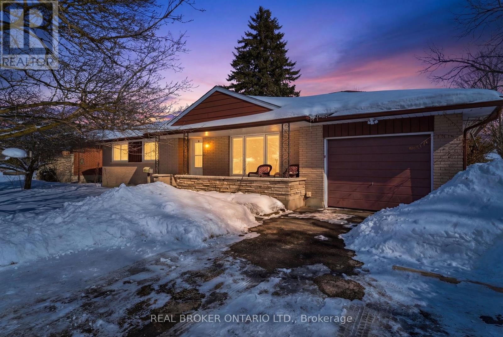 69 Second Street, Woolwich, Ontario  N3B 1H6 - Photo 1 - X12832440