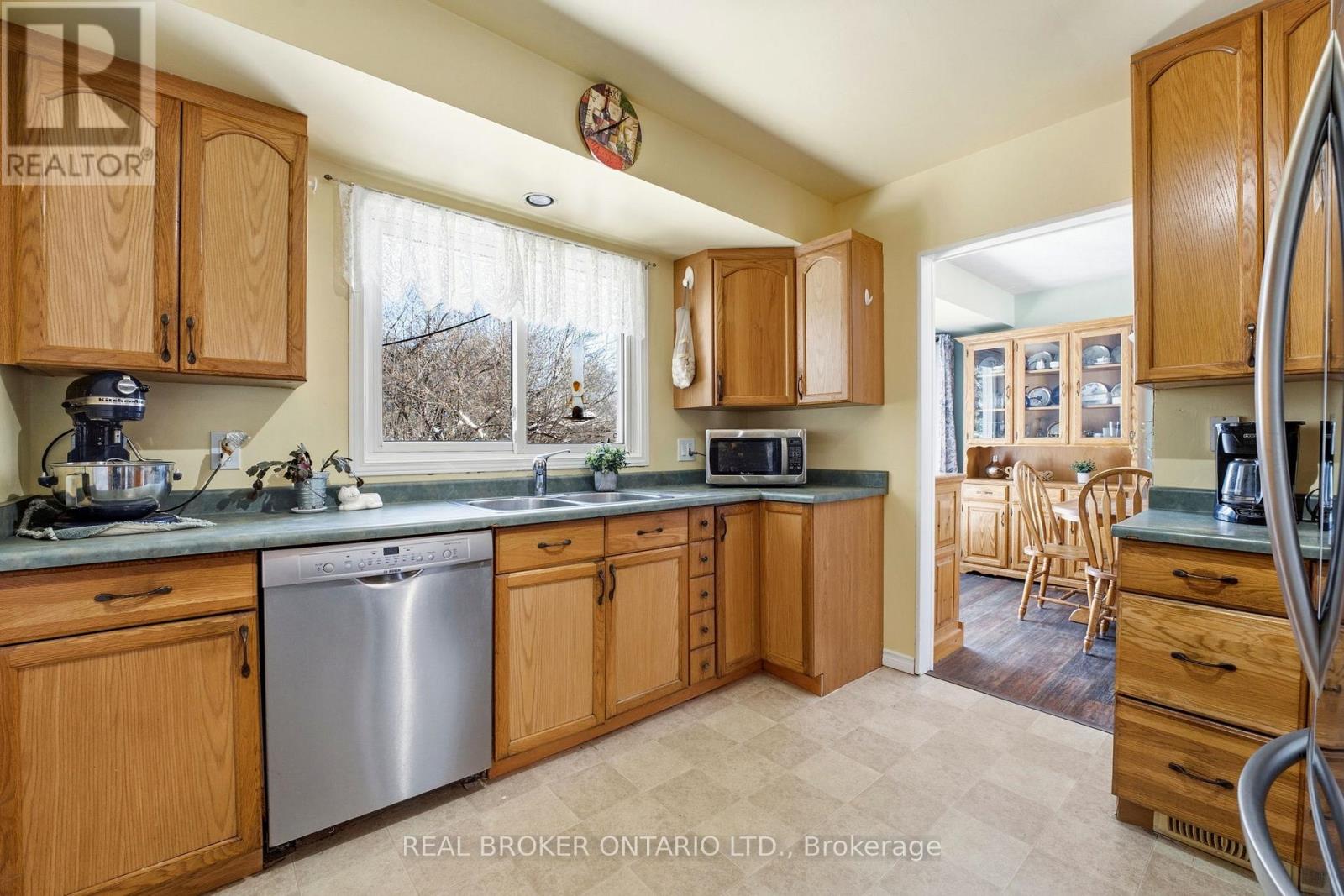 69 Second Street, Woolwich, Ontario  N3B 1H6 - Photo 10 - X12832440