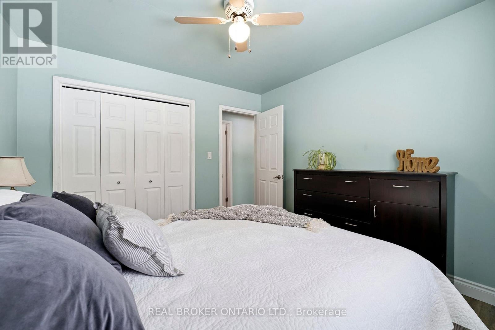 69 Second Street, Woolwich, Ontario  N3B 1H6 - Photo 15 - X12832440