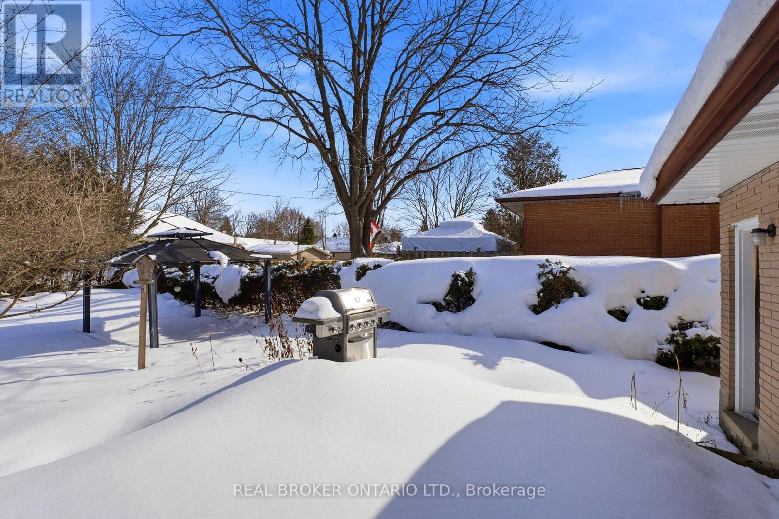 69 Second Street, Woolwich, Ontario  N3B 1H6 - Photo 23 - X12832440