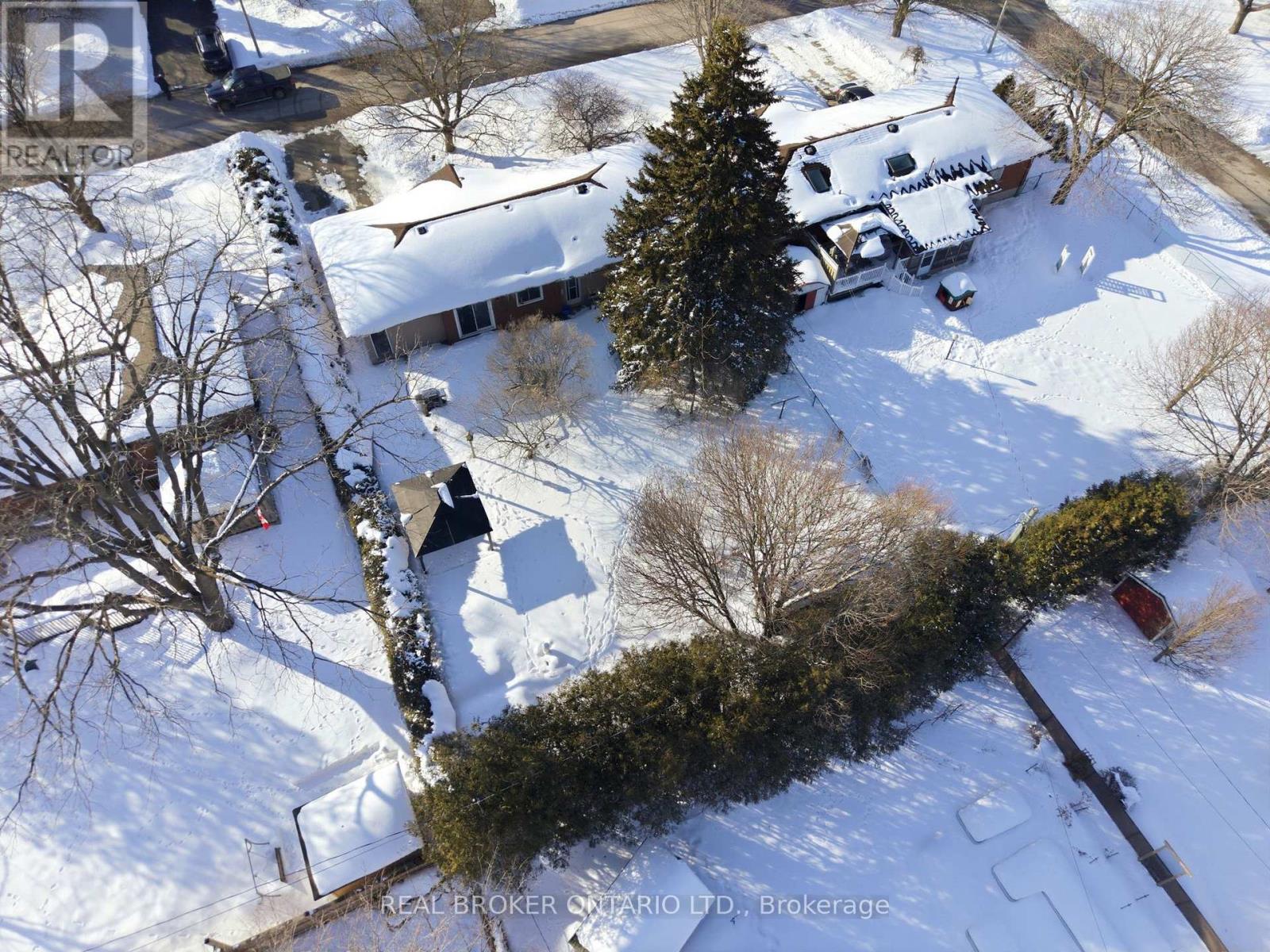 69 Second Street, Woolwich, Ontario  N3B 1H6 - Photo 28 - X12832440