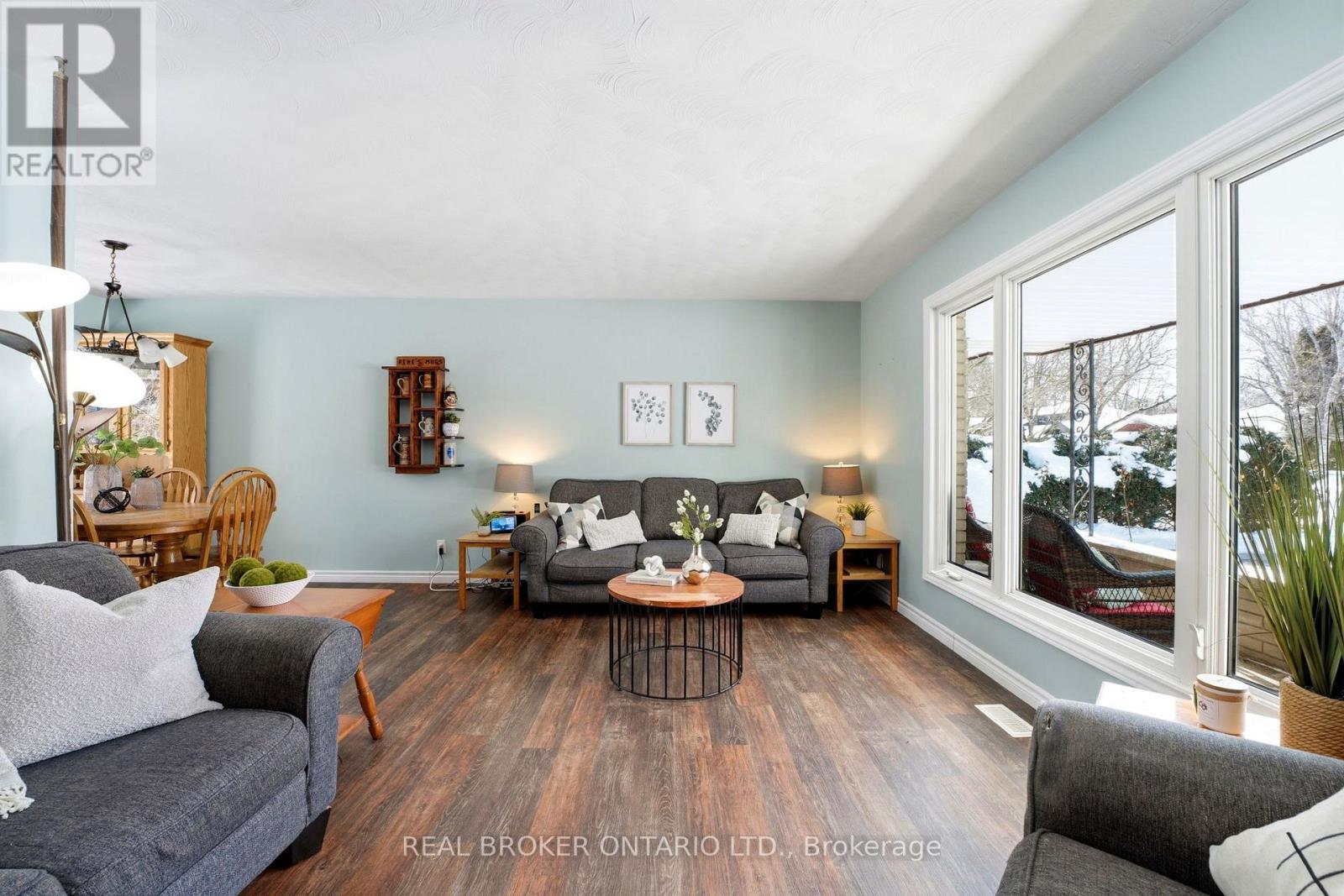 69 Second Street, Woolwich, Ontario  N3B 1H6 - Photo 6 - X12832440