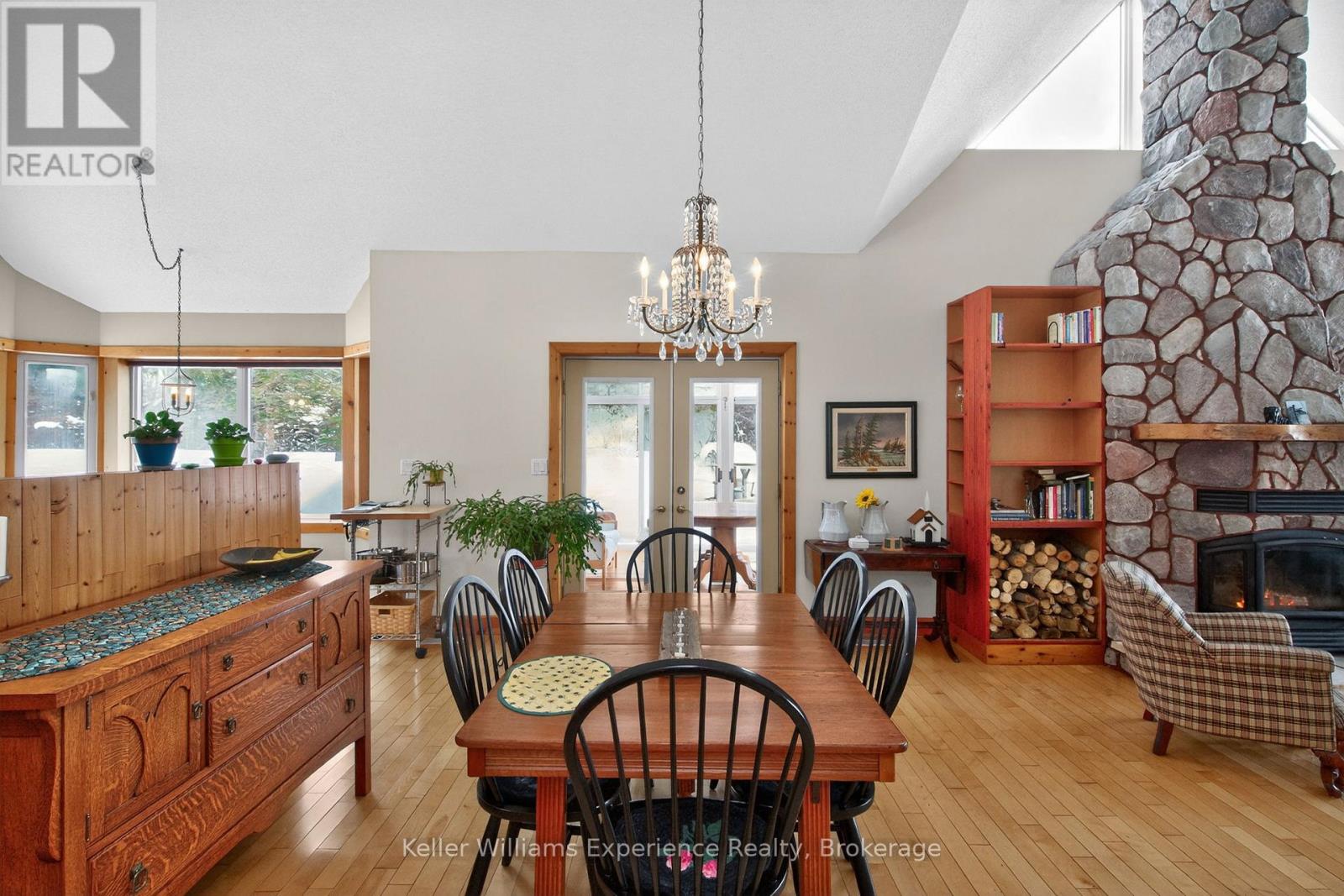 257 15 Concession E, Tiny, Ontario L9M 0N5 - Photo 6 - S12832532