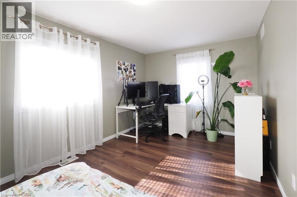 75 Donnenwerth Drive, Kitchener, Ontario  N2E 3W6 - Photo 13 - 40808184