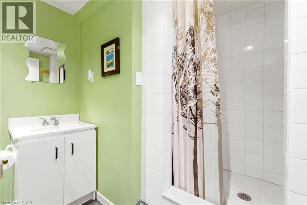 27 Lewis Crescent, Kitchener, Ontario  N2A 2T7 - Photo 25 - 40797999