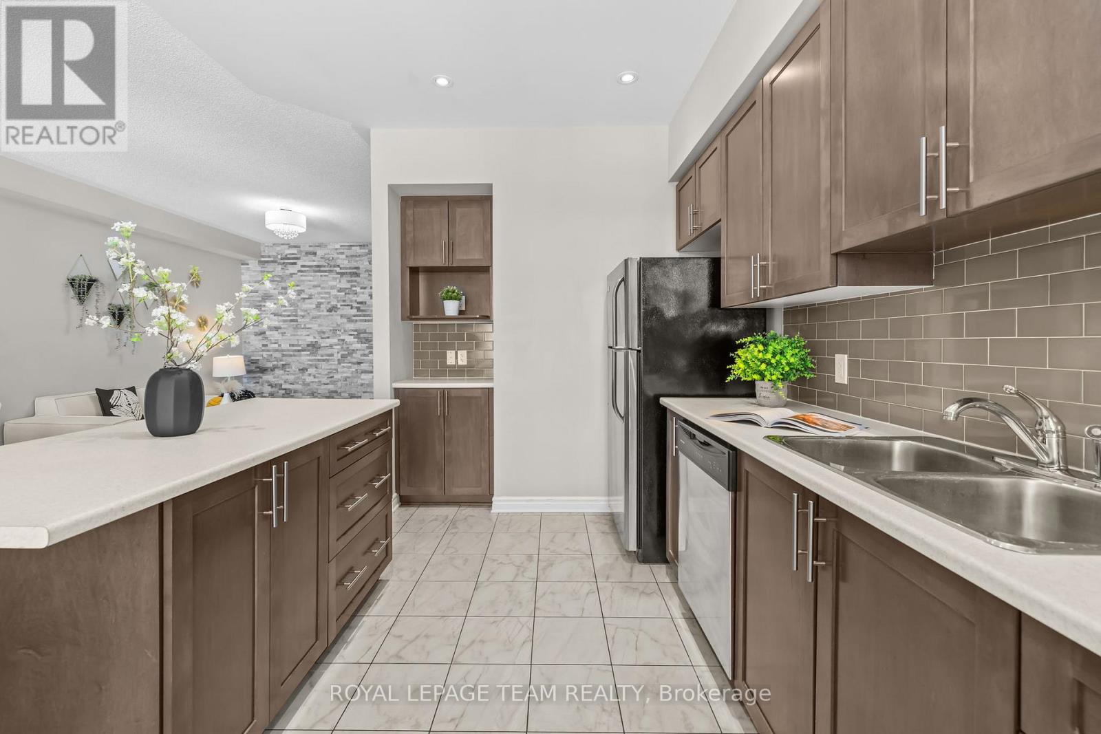 92 Stockholm Private, Ottawa, Ontario  K4M 0G9 - Photo 12 - X12832512