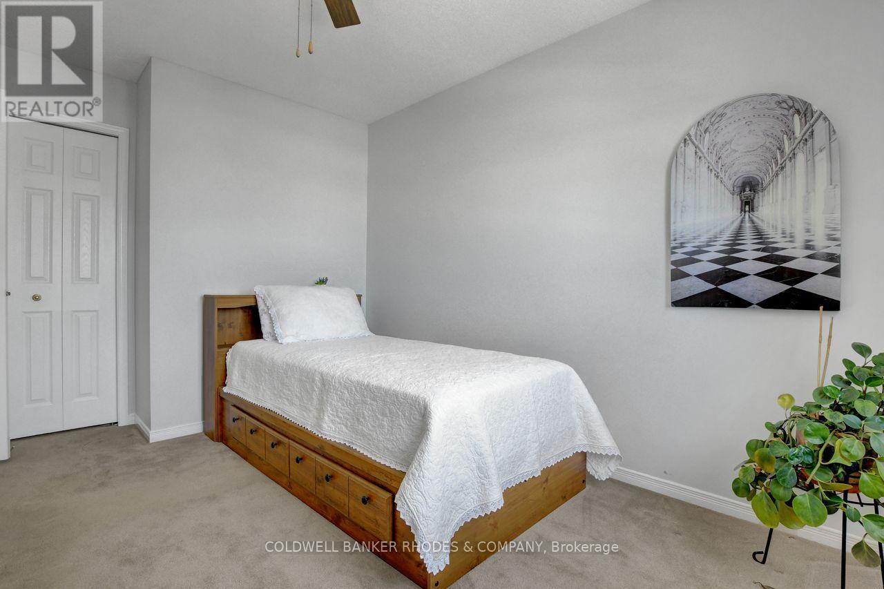 2 Calaveras Avenue, Ottawa, Ontario  K2J 4Z8 - Photo 15 - X12832528