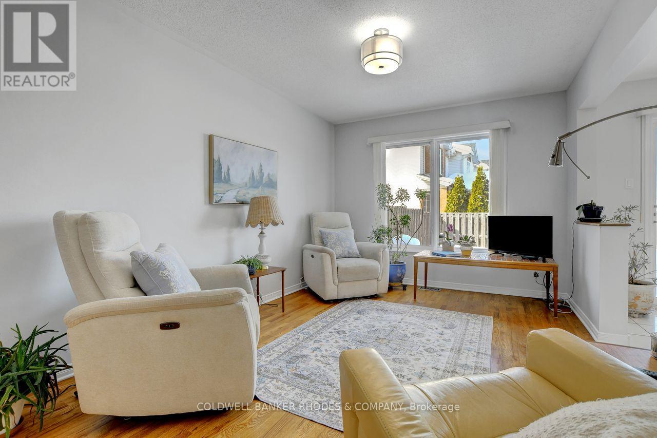 2 Calaveras Avenue, Ottawa, Ontario  K2J 4Z8 - Photo 5 - X12832528