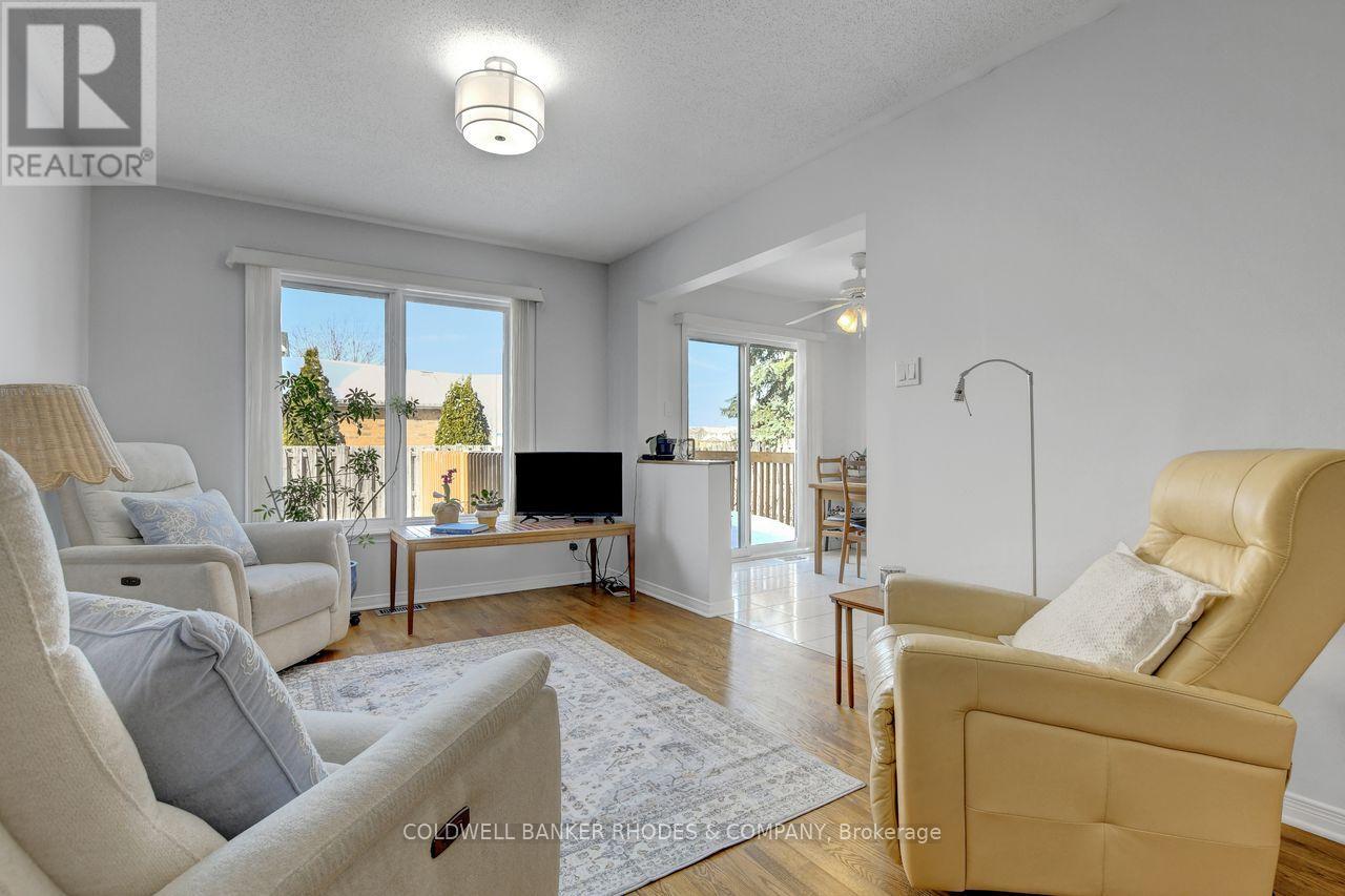 2 Calaveras Avenue, Ottawa, Ontario  K2J 4Z8 - Photo 6 - X12832528