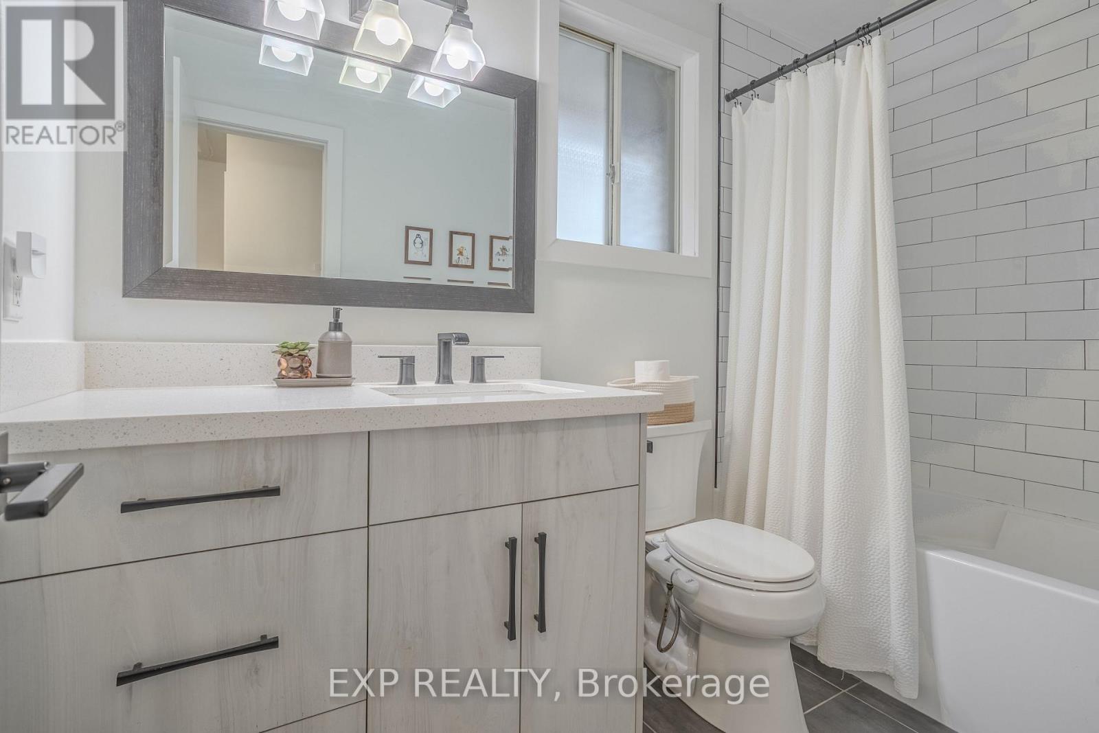 12 Lailey Street, St. Catharines, Ontario  L2M 5G8 - Photo 7 - X12832522