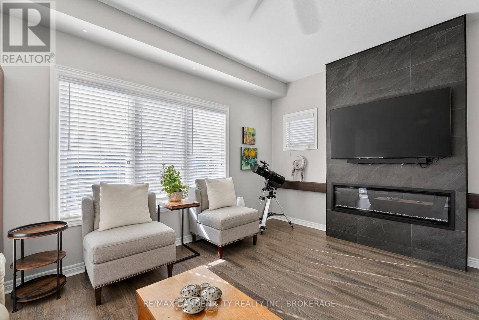 4 Riley Avenue, Pelham (Fonthill), Ontario  L0S 1E6 - Photo 11 - X12832542