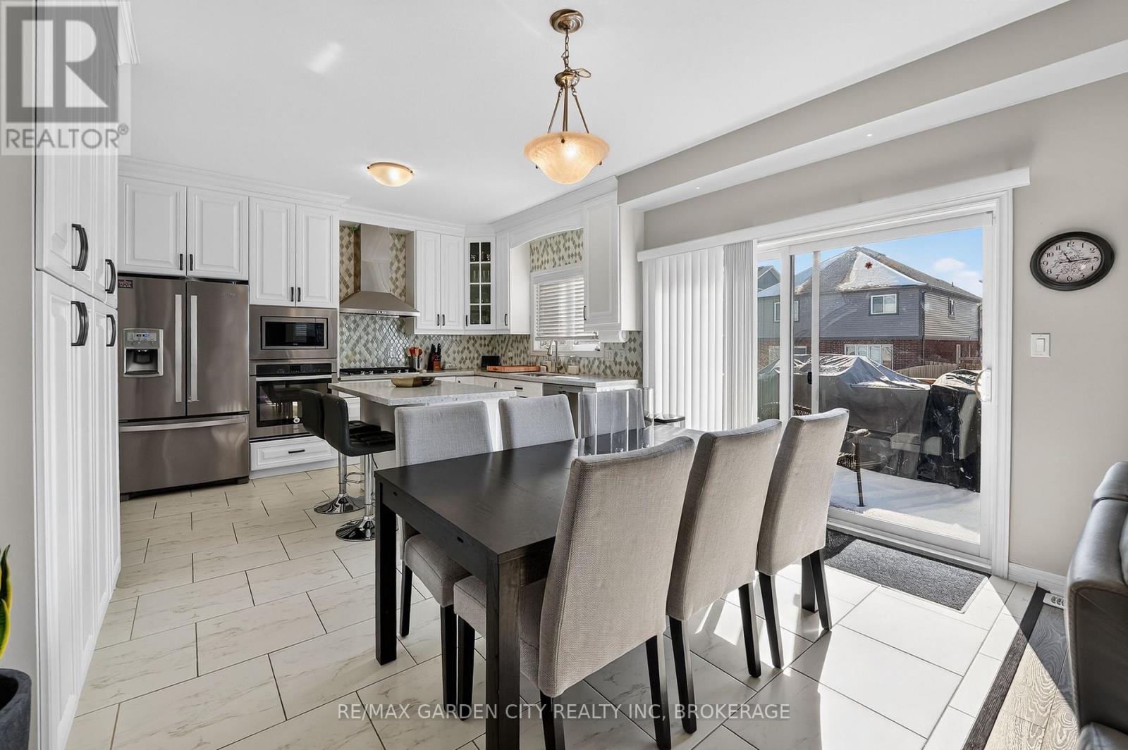 4 Riley Avenue, Pelham (Fonthill), Ontario  L0S 1E6 - Photo 15 - X12832542