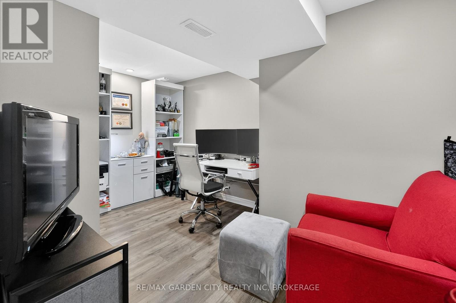 4 Riley Avenue, Pelham (Fonthill), Ontario  L0S 1E6 - Photo 43 - X12832542