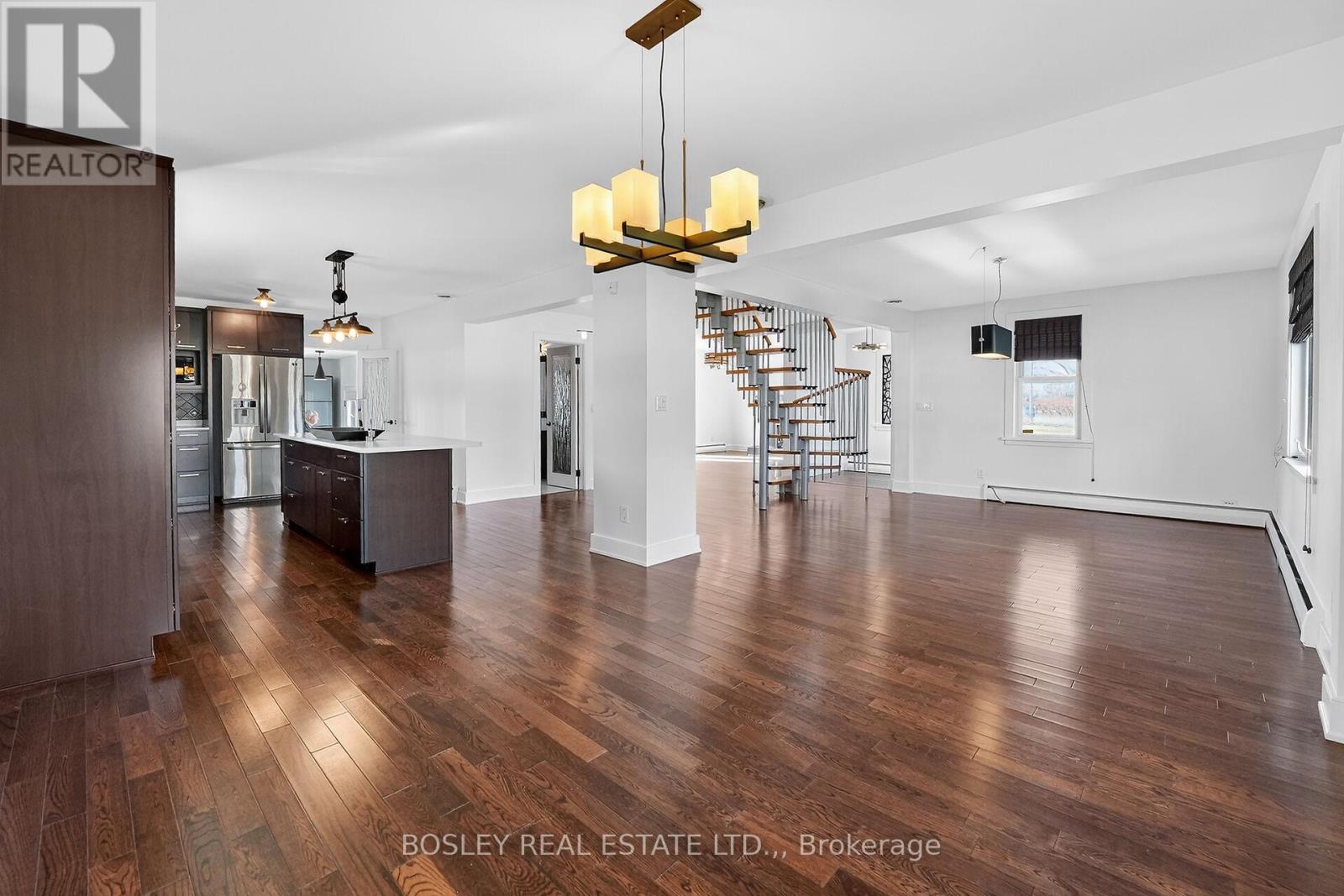 765 Lakeshore Road, Niagara-On-The-Lake (Lakeshore), Ontario  L0S 1J0 - Photo 6 - X12832554