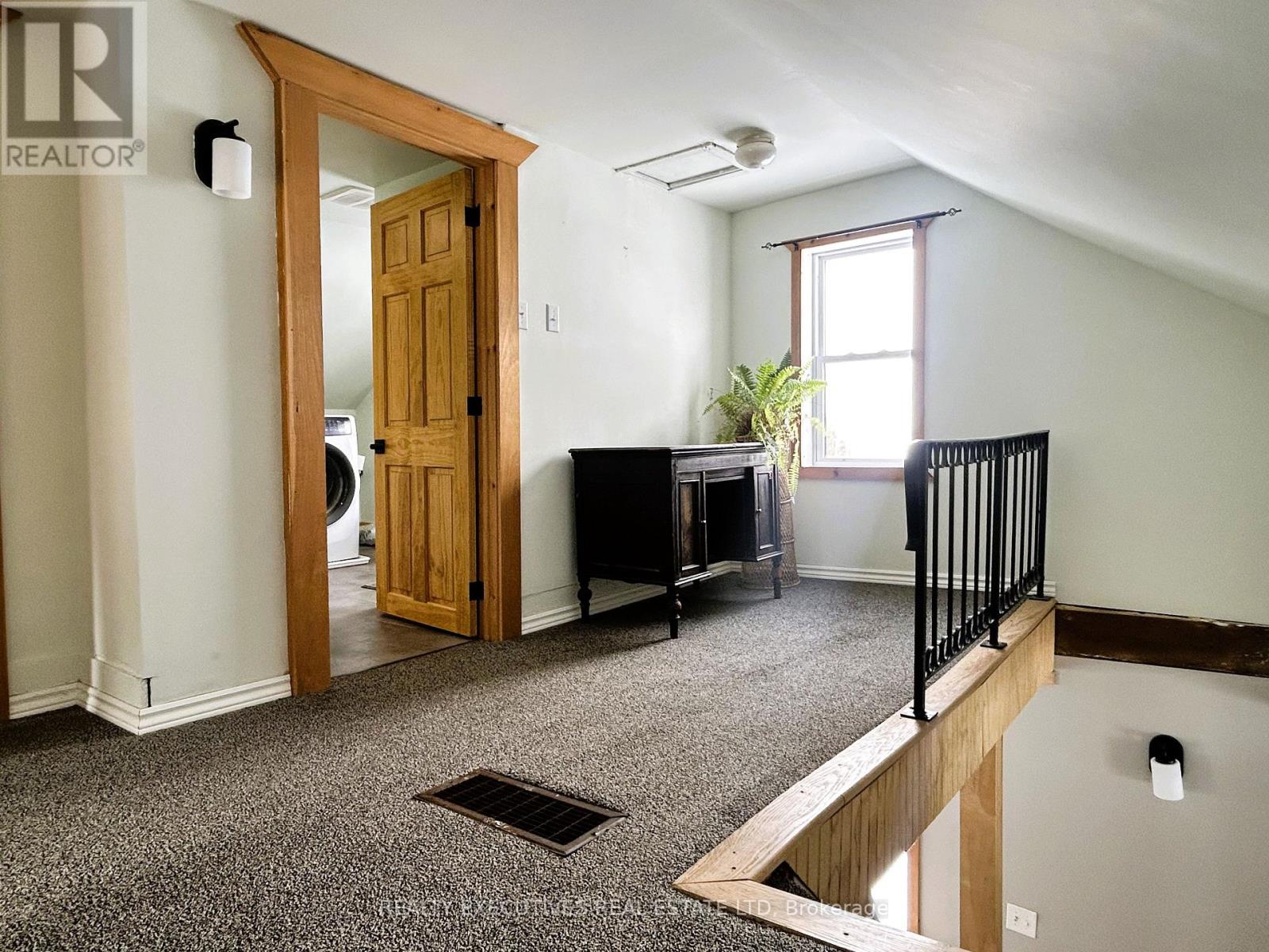 10030 Glen Stewart Road, South Dundas, Ontario  K0E 1C0 - Photo 16 - X12832520