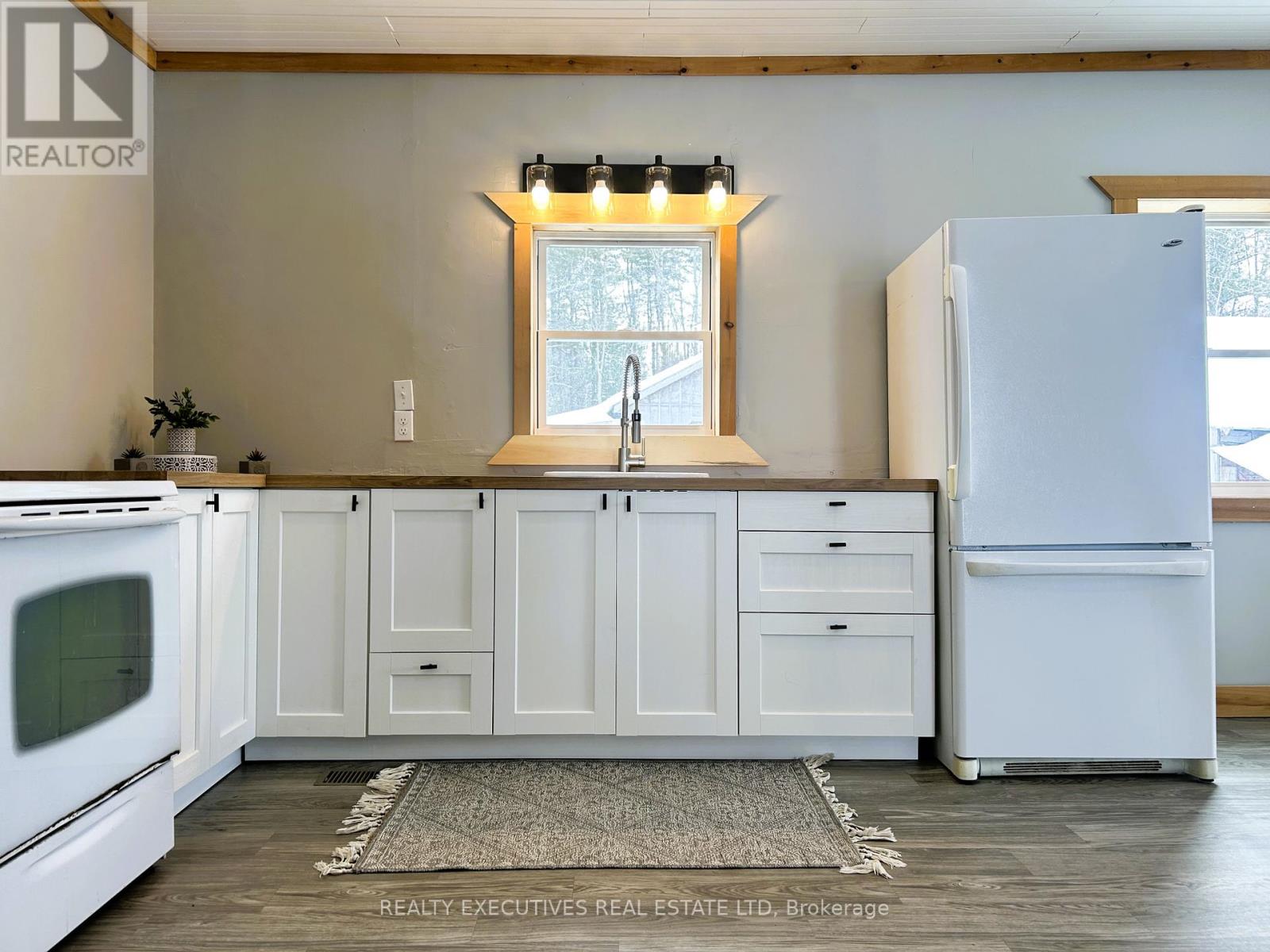 10030 Glen Stewart Road, South Dundas, Ontario  K0E 1C0 - Photo 3 - X12832520